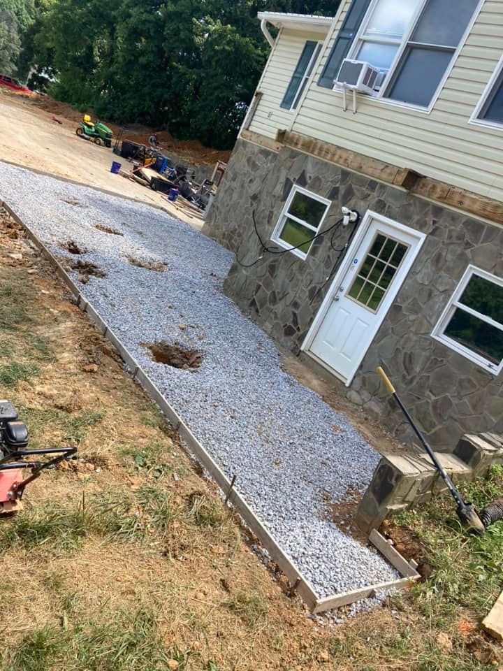  for Matt Arrowood Grading & Hauling in Jonesborough, TN