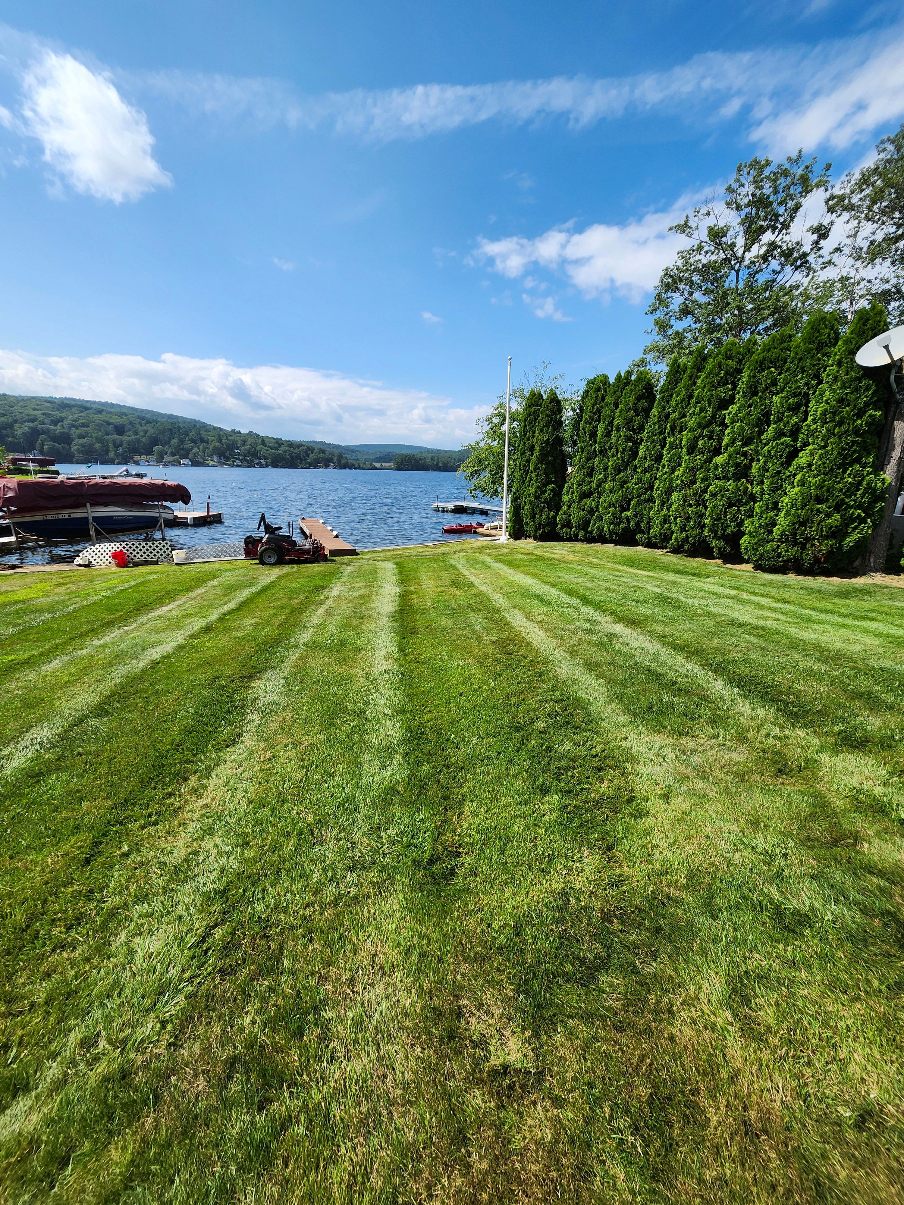 Lawn Mowing for Landscape Innovations LLC in Torrington, CT