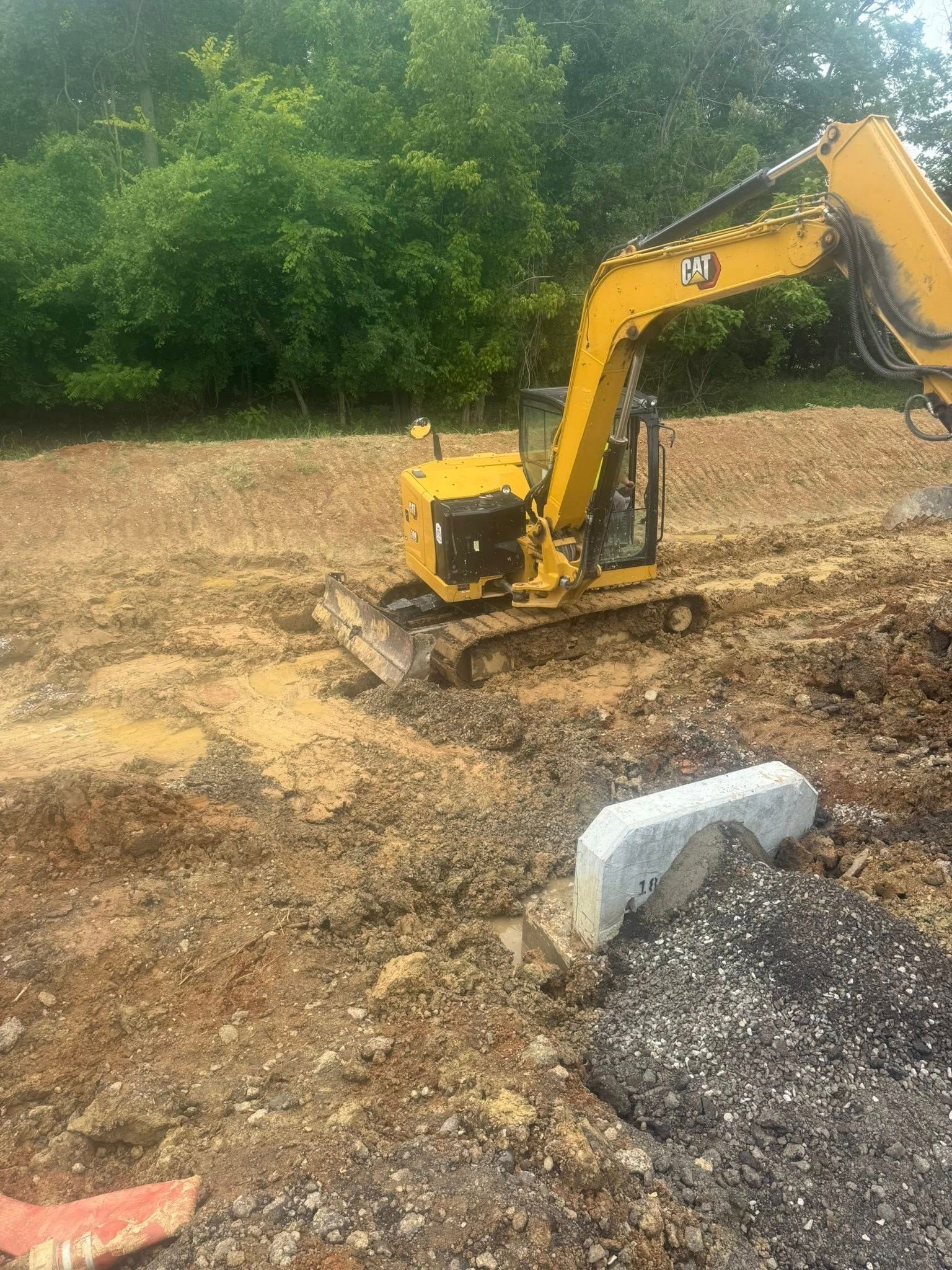  for Danny Rhodes Trucking & Excavation in Shepherdsville, KY