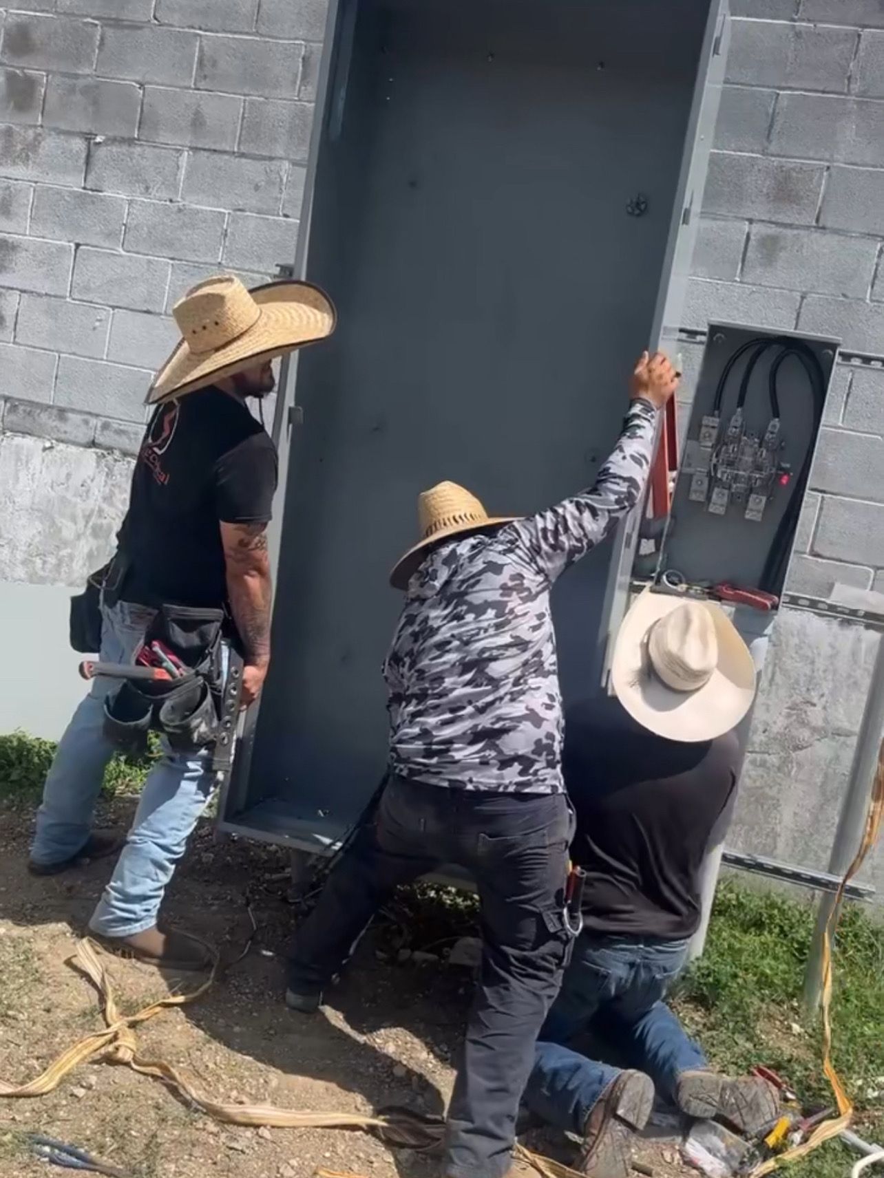  for EA Electrical in Carrollton, Texas