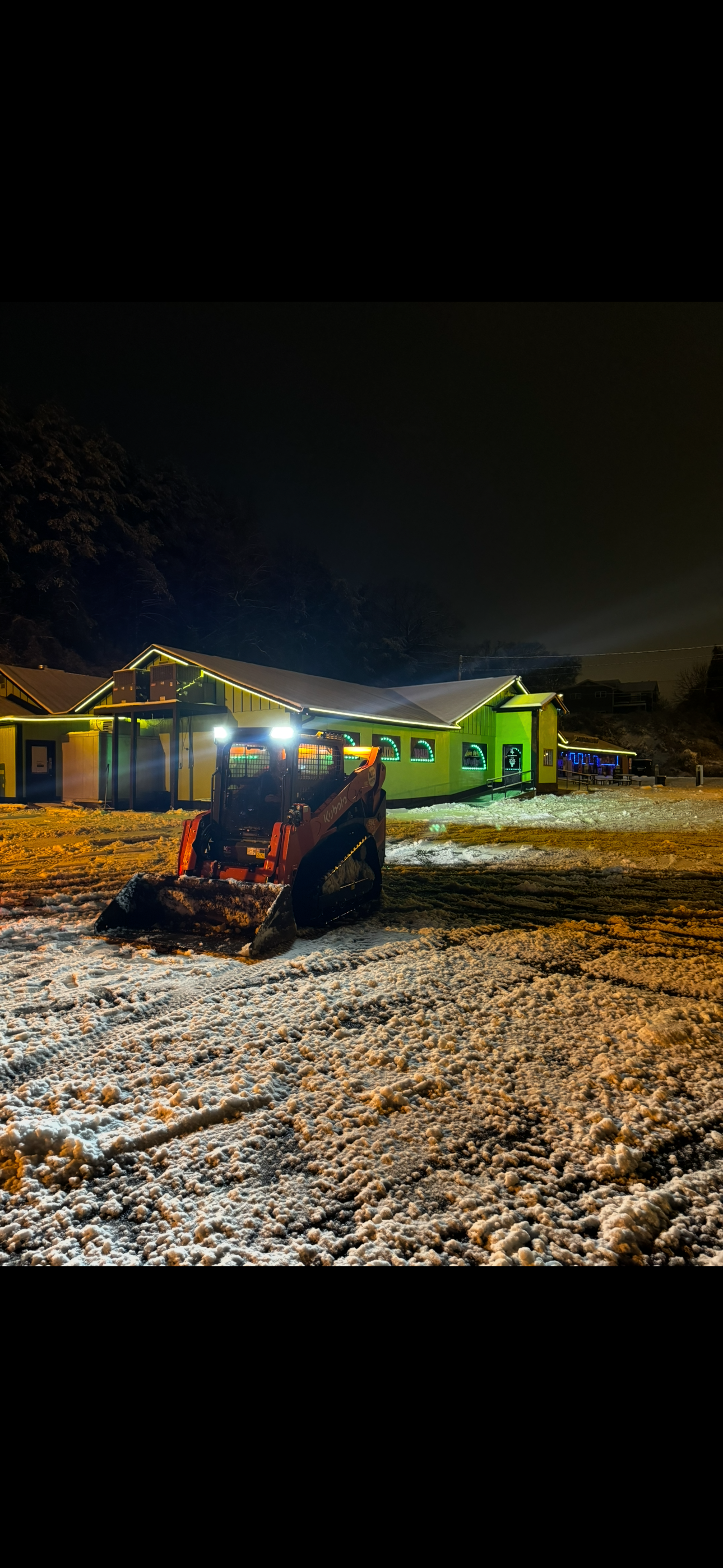  for Leal’s Lawn Service and Excavation in Dayton, TN