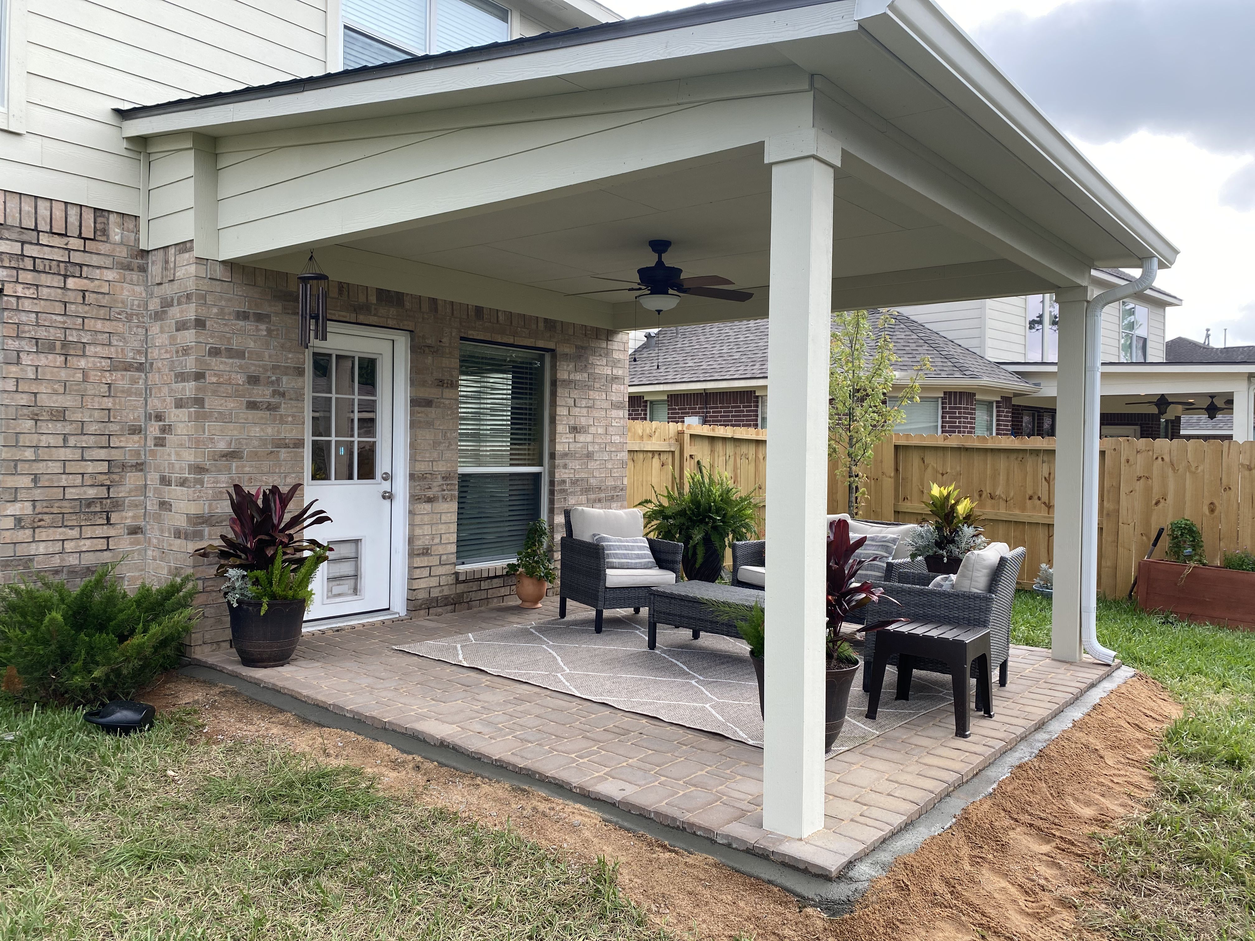 Outdoor Features for Atlas Land Design in Creekside Park, TX