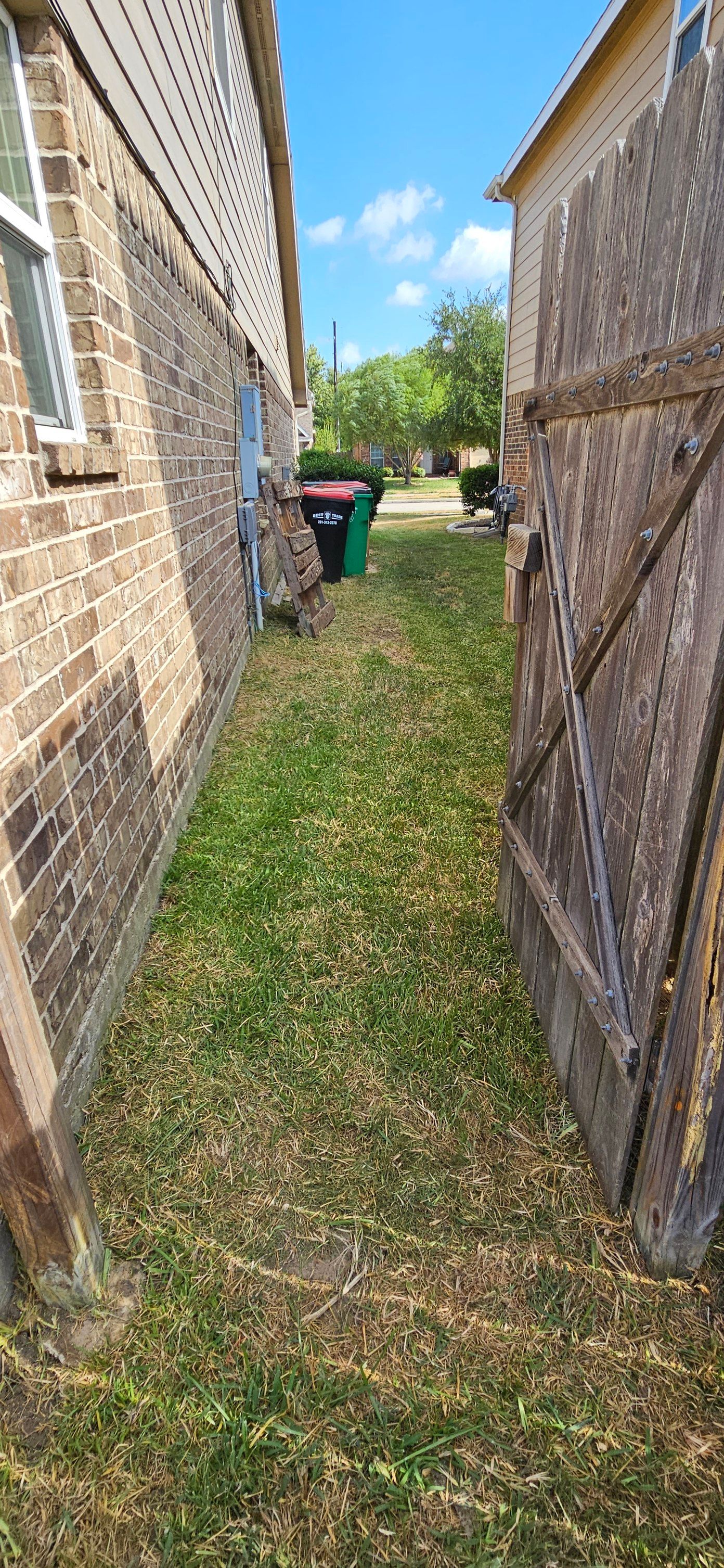 All Photos for Gulf-Tex Lawn Care in Baytown, TX