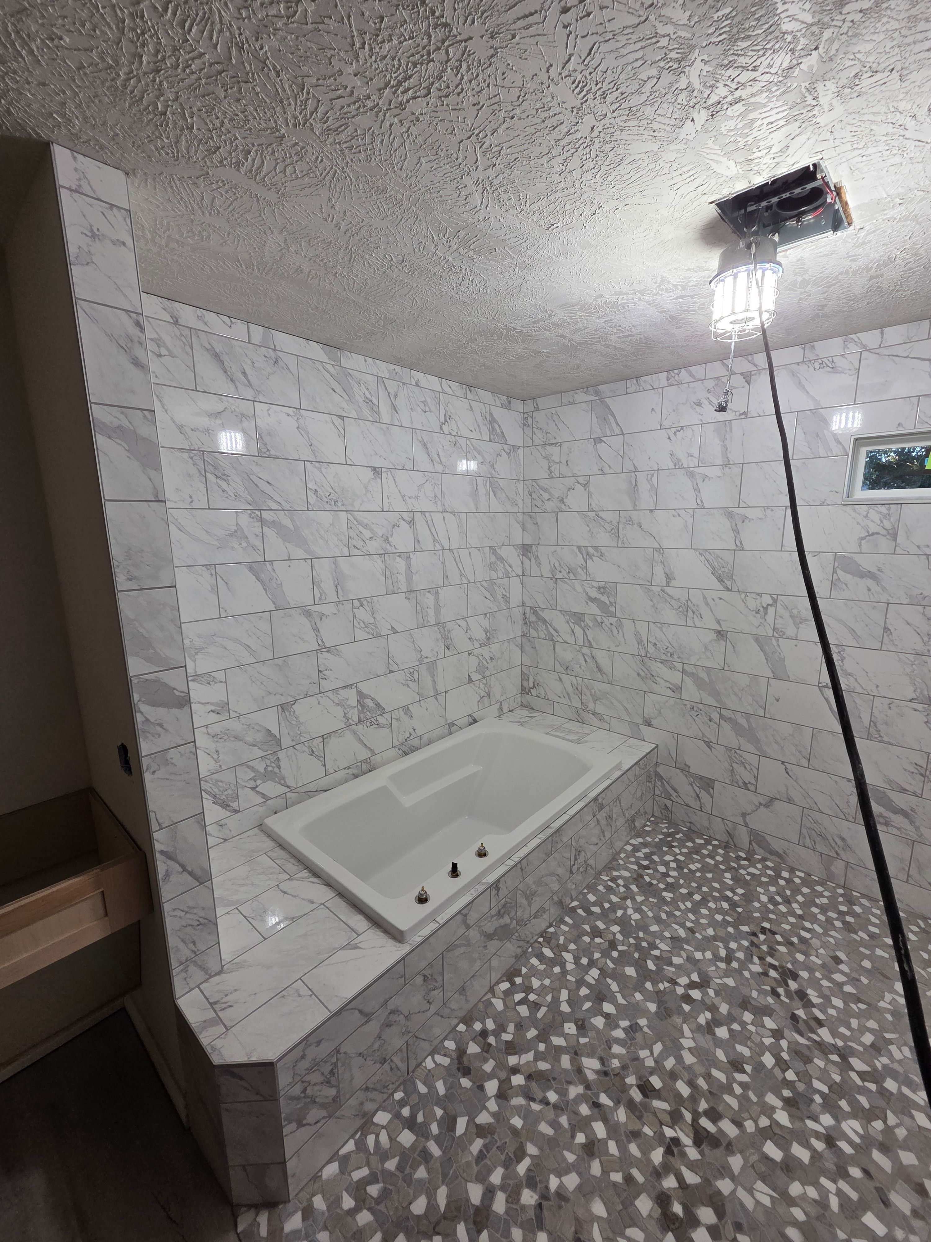  for D&J Custom Floors in Nederland, TX