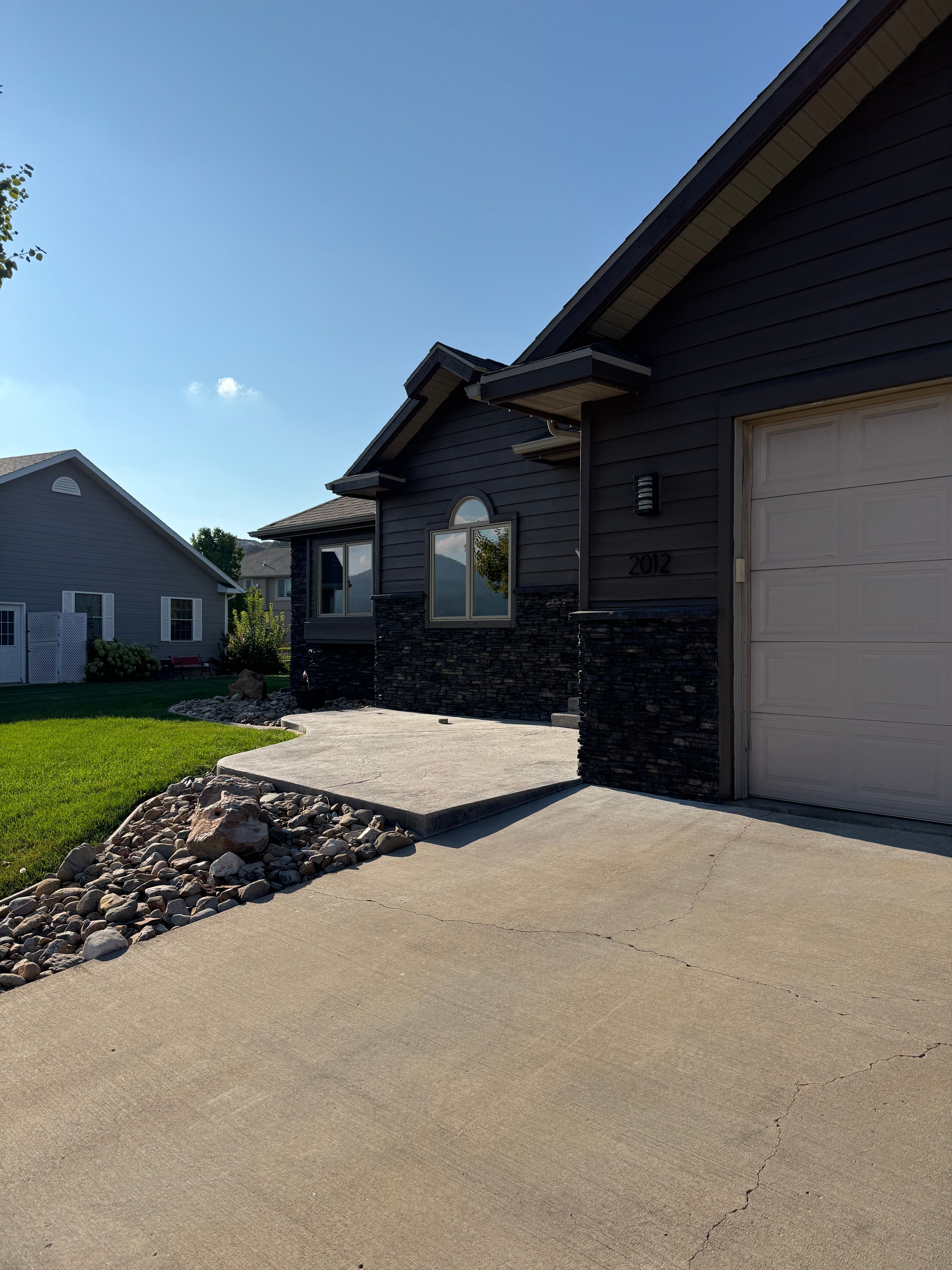  for Dakota Tile & Stone in Belle Fourche, SD