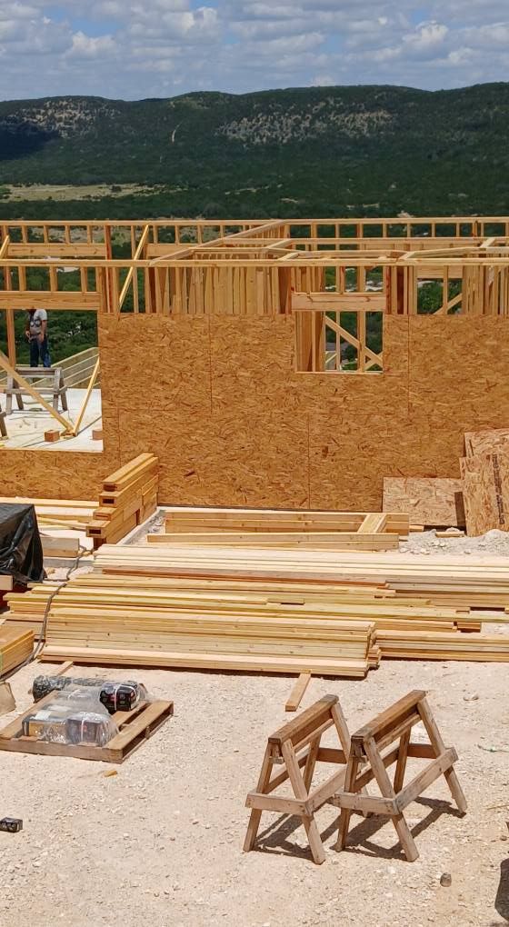  for Thompson Construction in Uvalde, TX