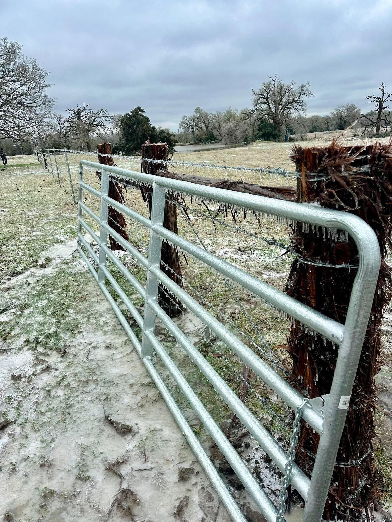  for 5-7 Fencing & Construction in Madisonville, TX