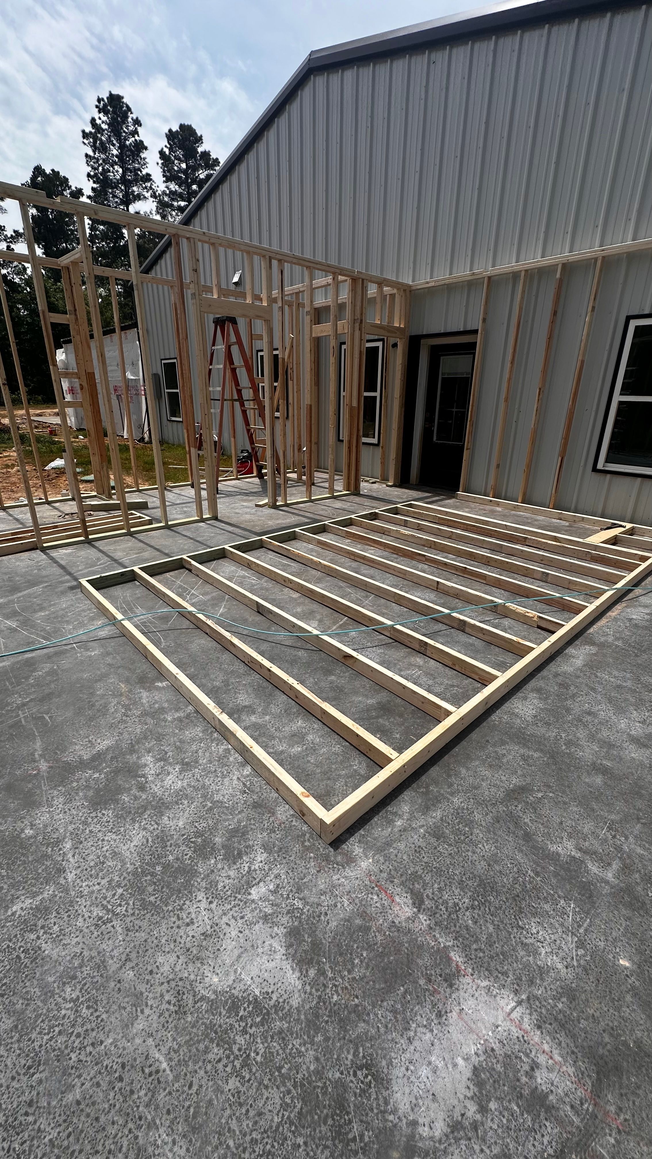  for Piney Woods Renovations in Tyler , TX
