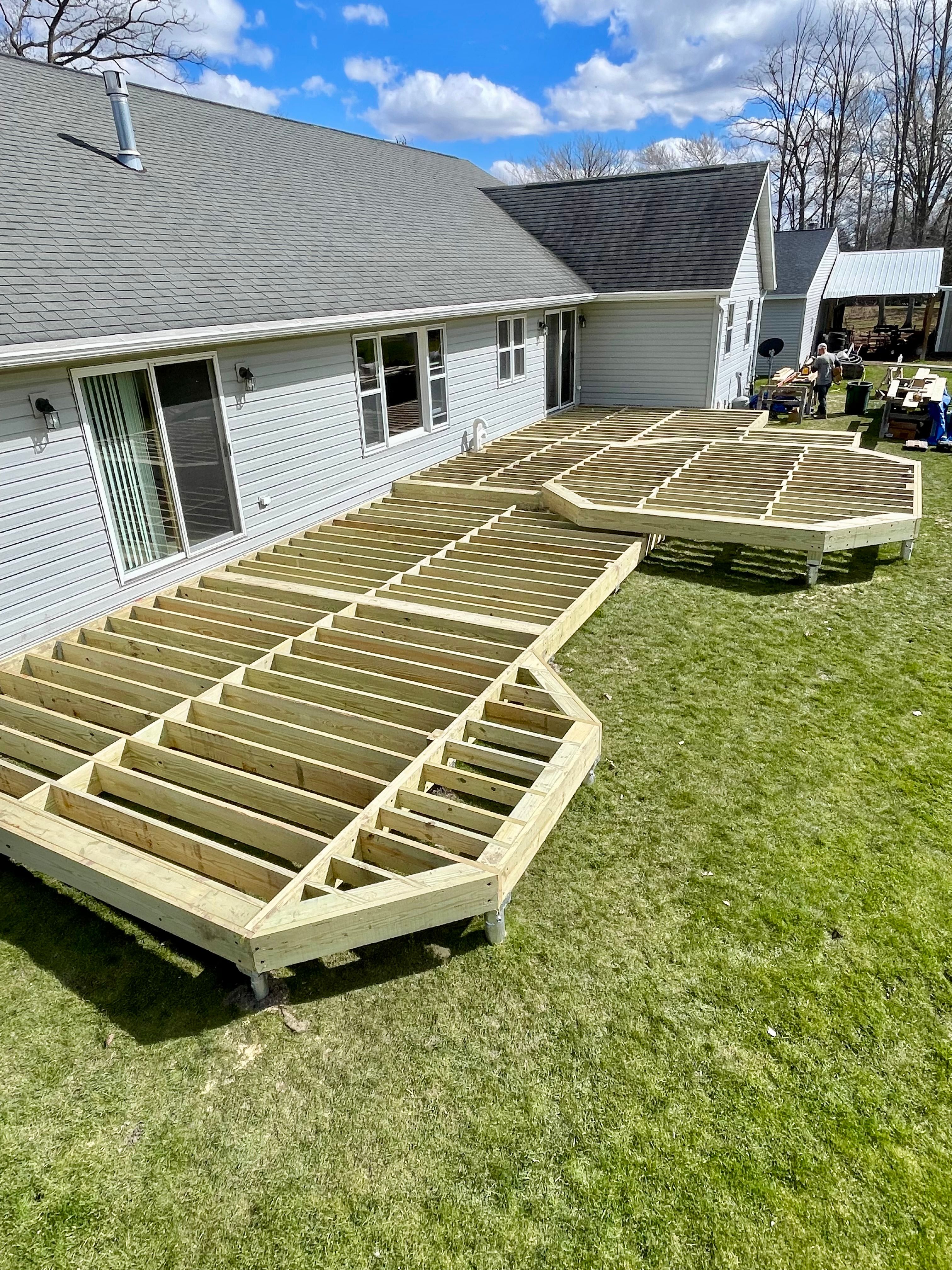  for Tru Frame Outdoor Structures in Menasha, WI