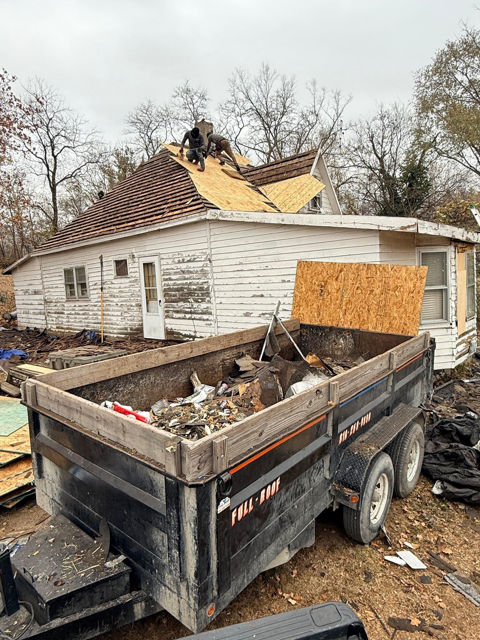  for Full Roof Replacement and Repairs & Seamless Guttering in Saint Joseph, MO