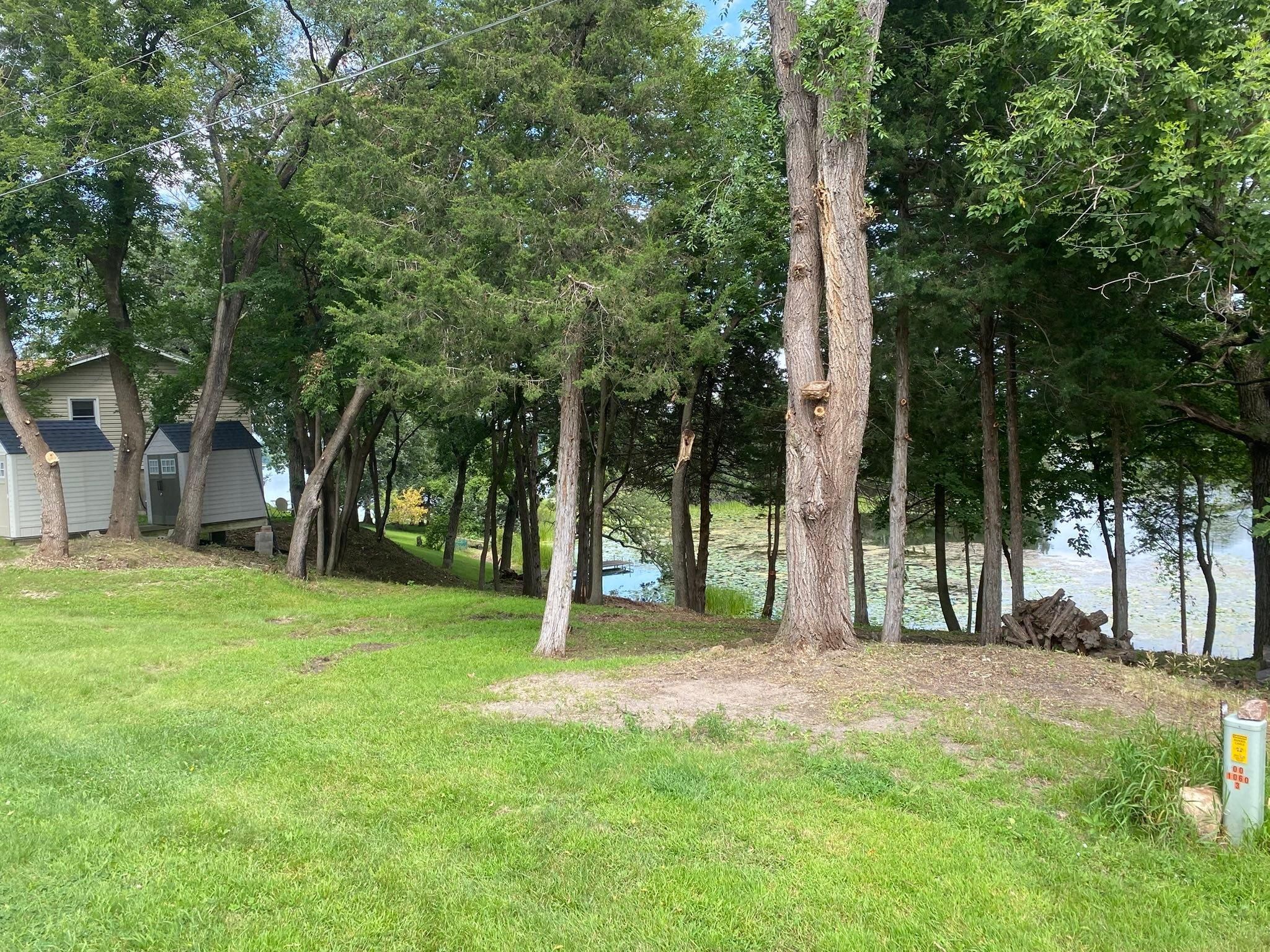  for Premier Services in New London, MN