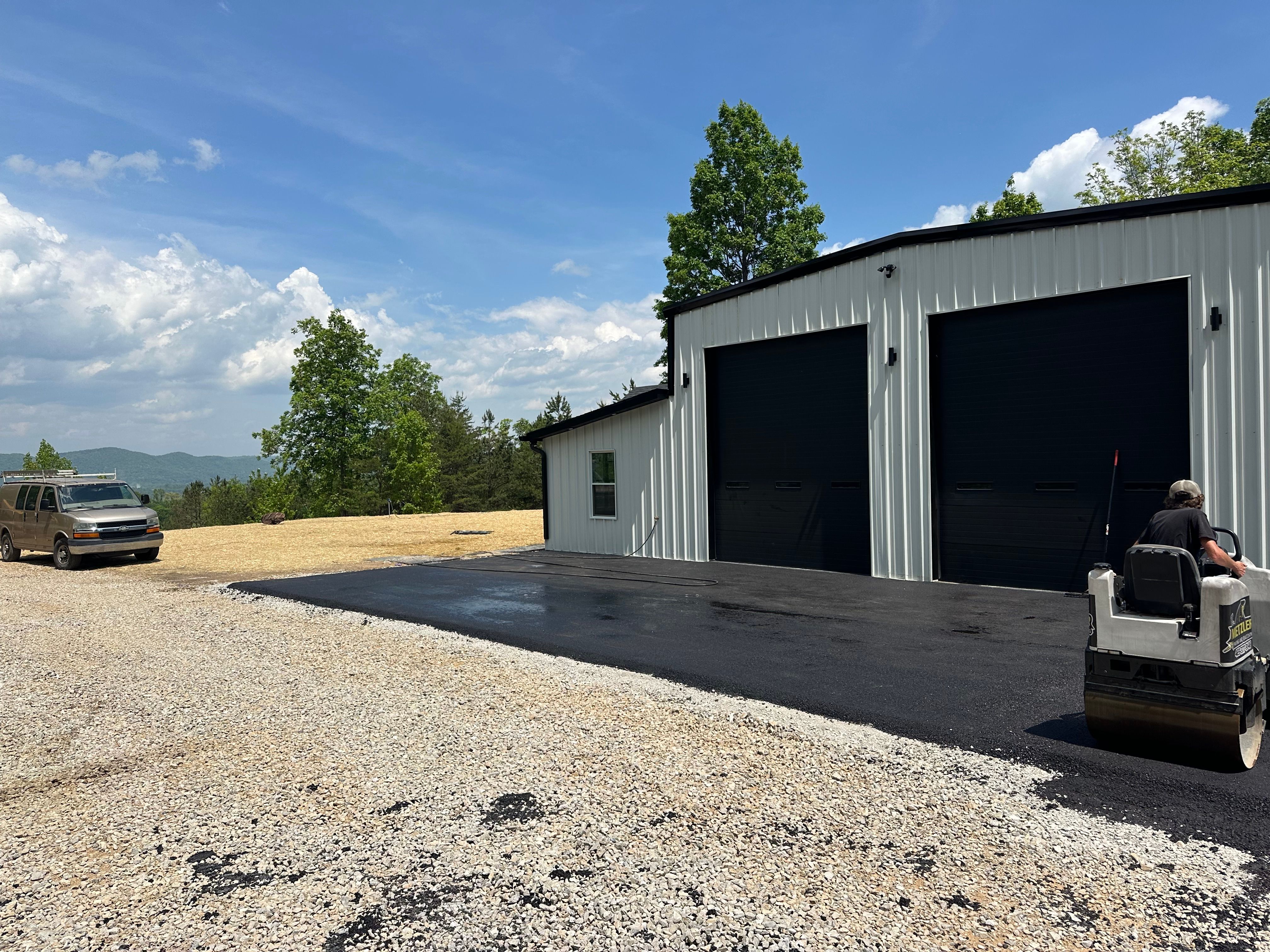  for Metzler Paving and Sealcoating LLC in Jacksboro, TN