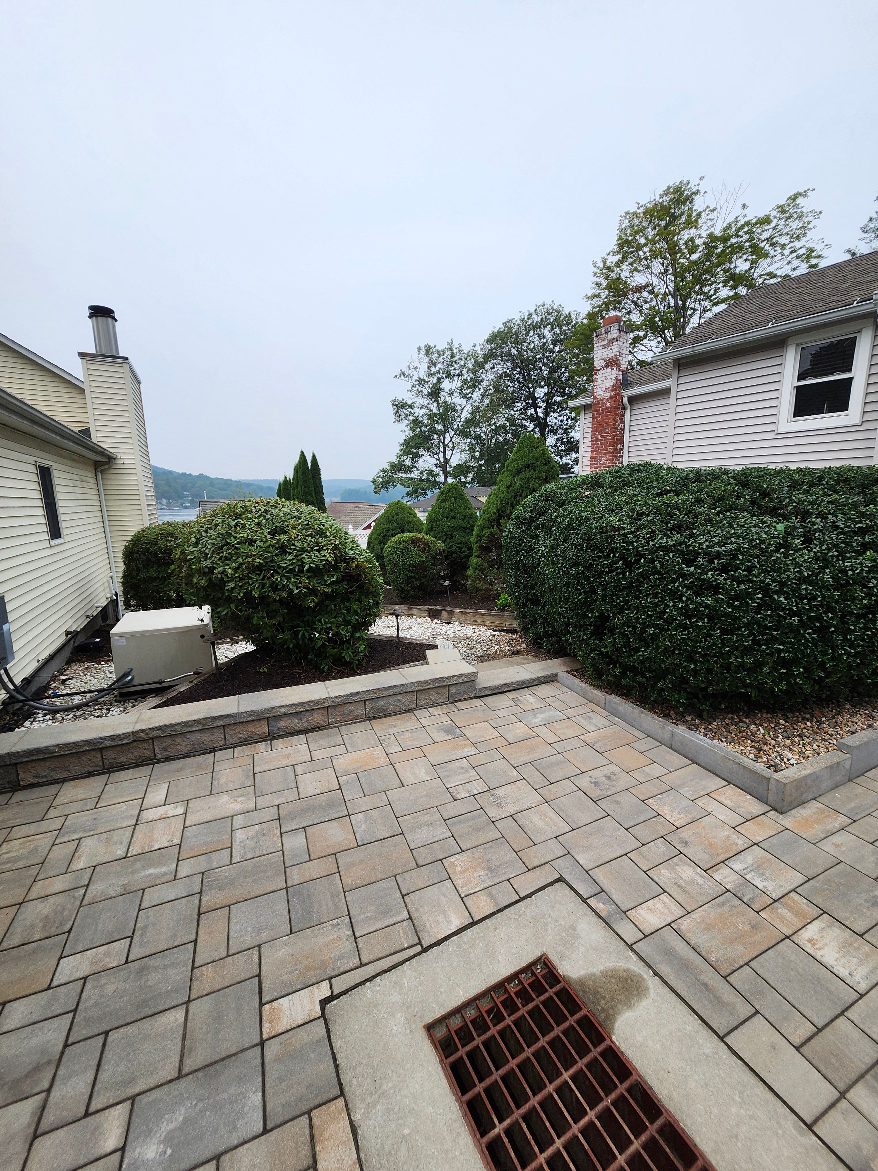 Hedge/Tree/Brush Cutting for Landscape Innovations LLC in Torrington, CT