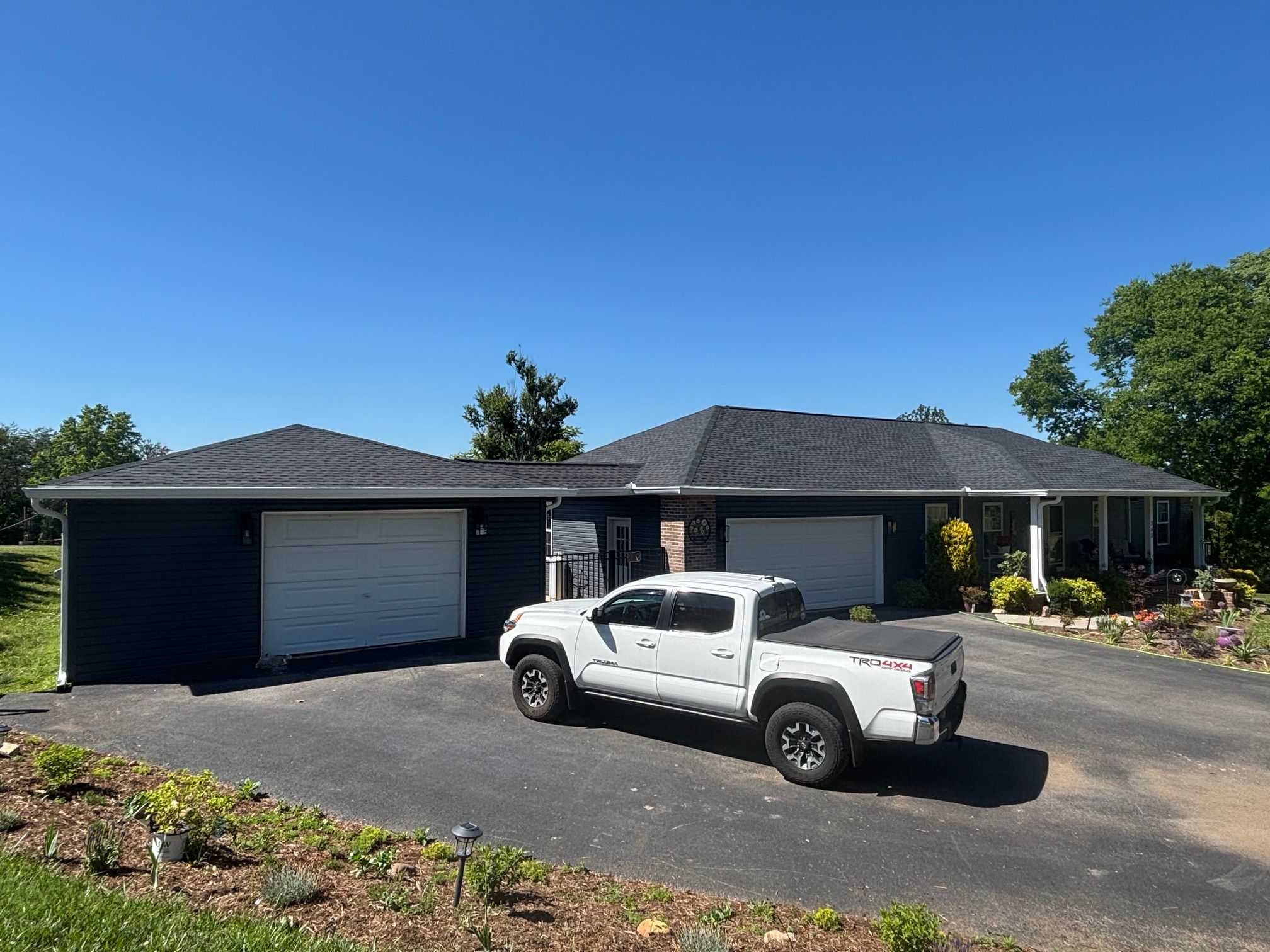  for Rock Star Roofing LLC  in Dandridge,  TN