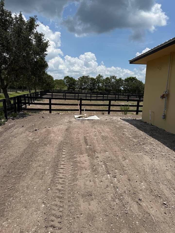  for Dynamik Land Services LLC in Okeechobee, FL