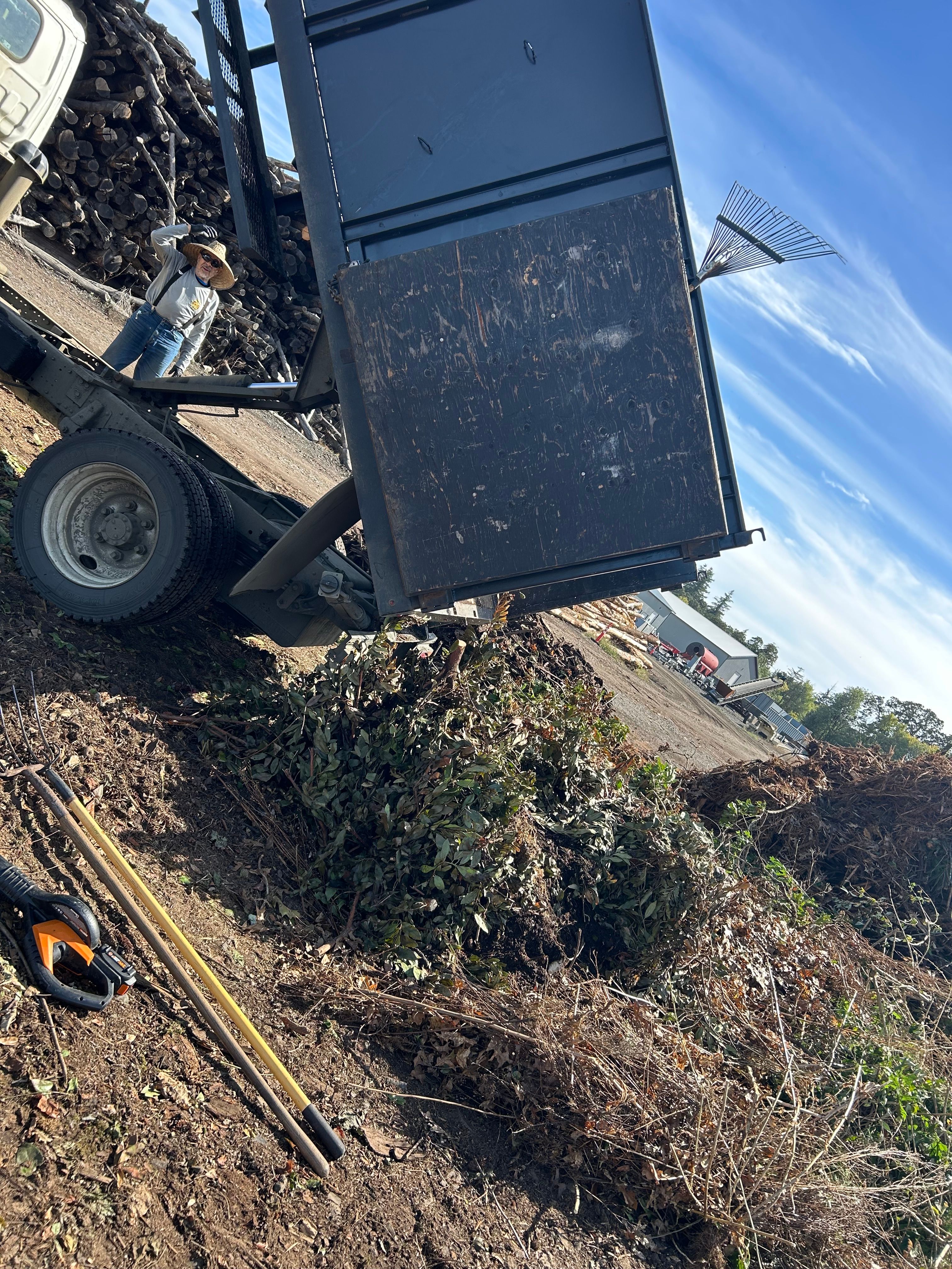  for Sol Junk Removal in Independence, OR