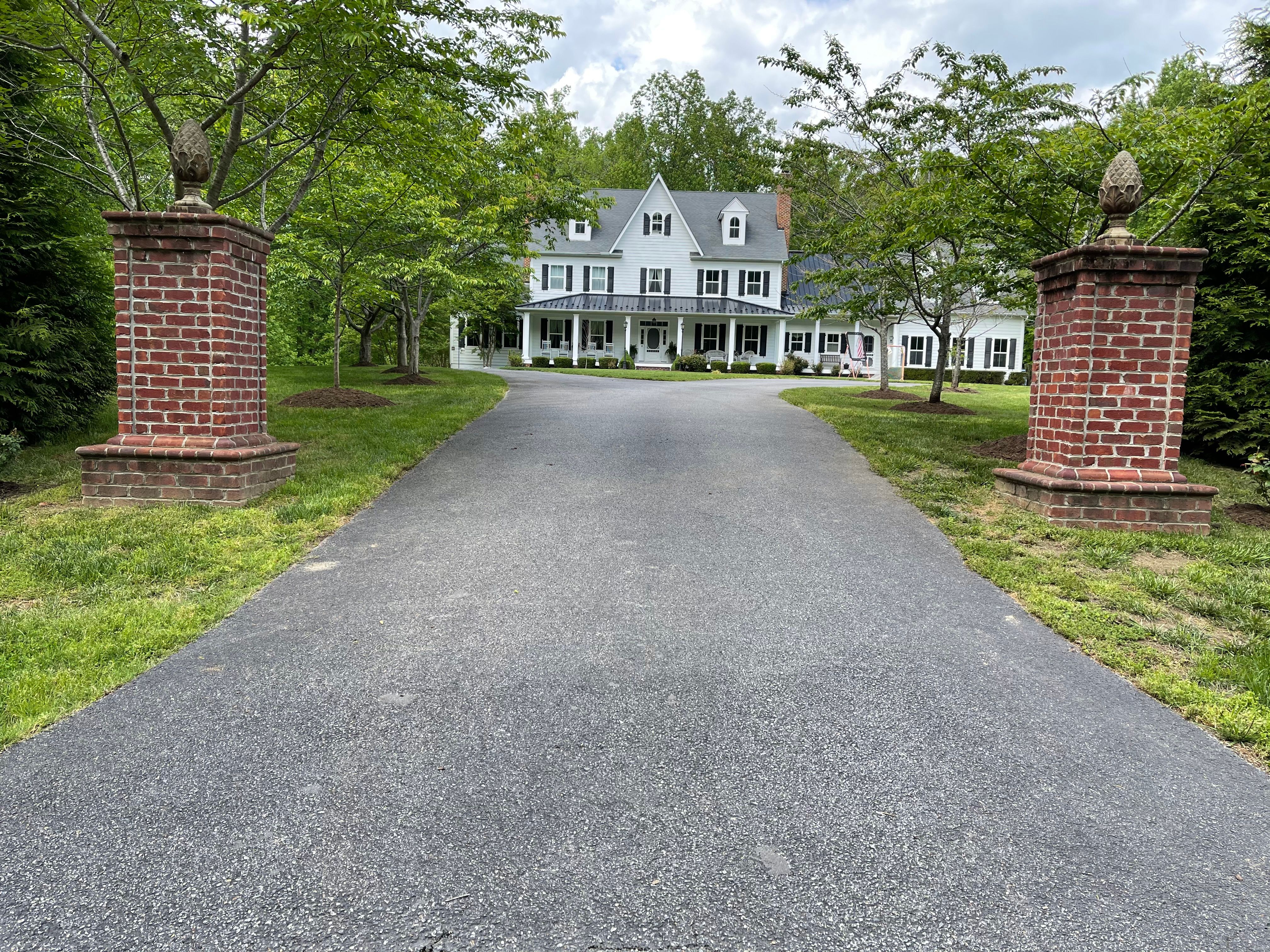  for Hurley's Cutz in Saint Leonard, MD