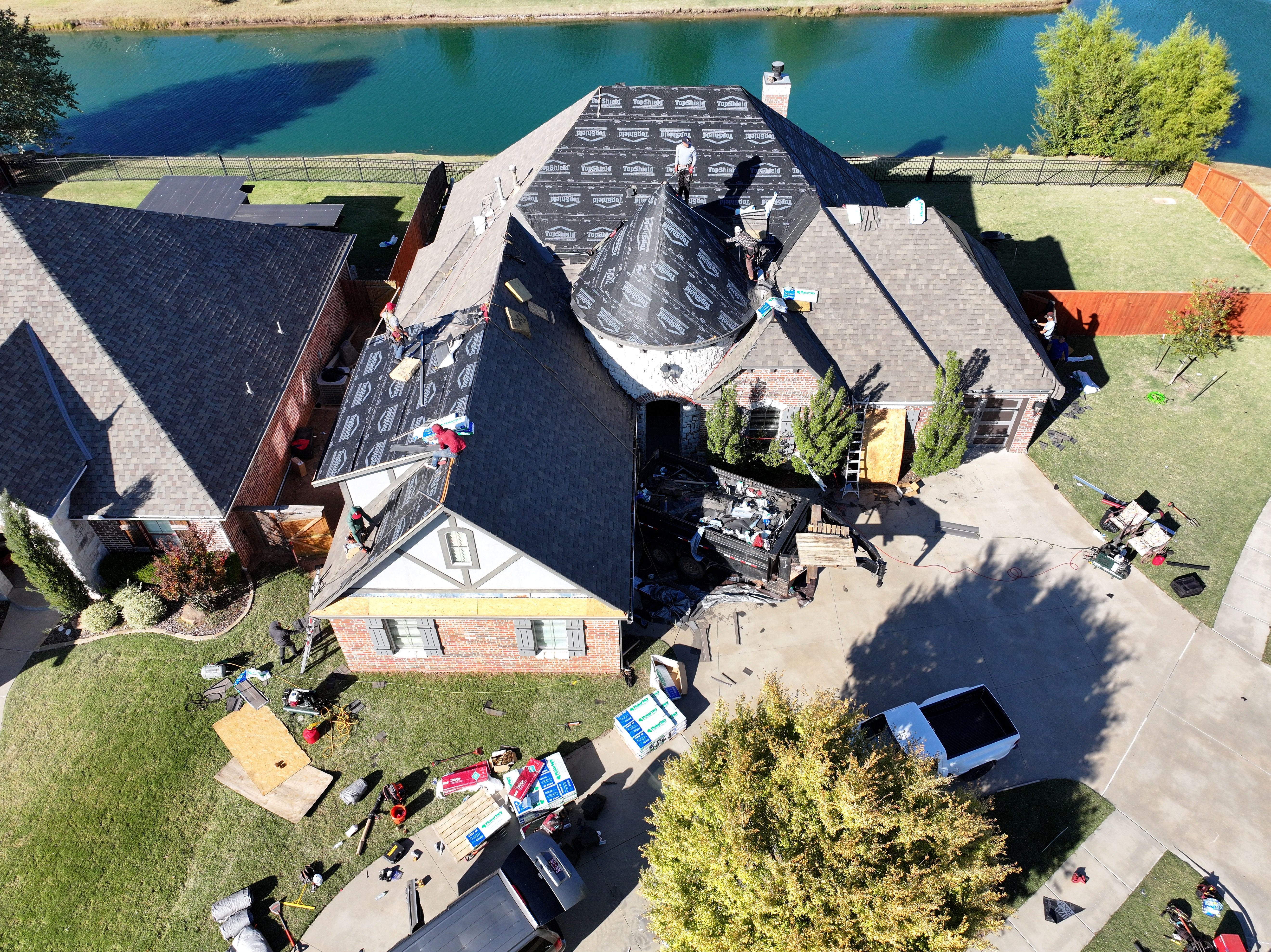  for Clutch Roofing & Construction in Mustang, OK