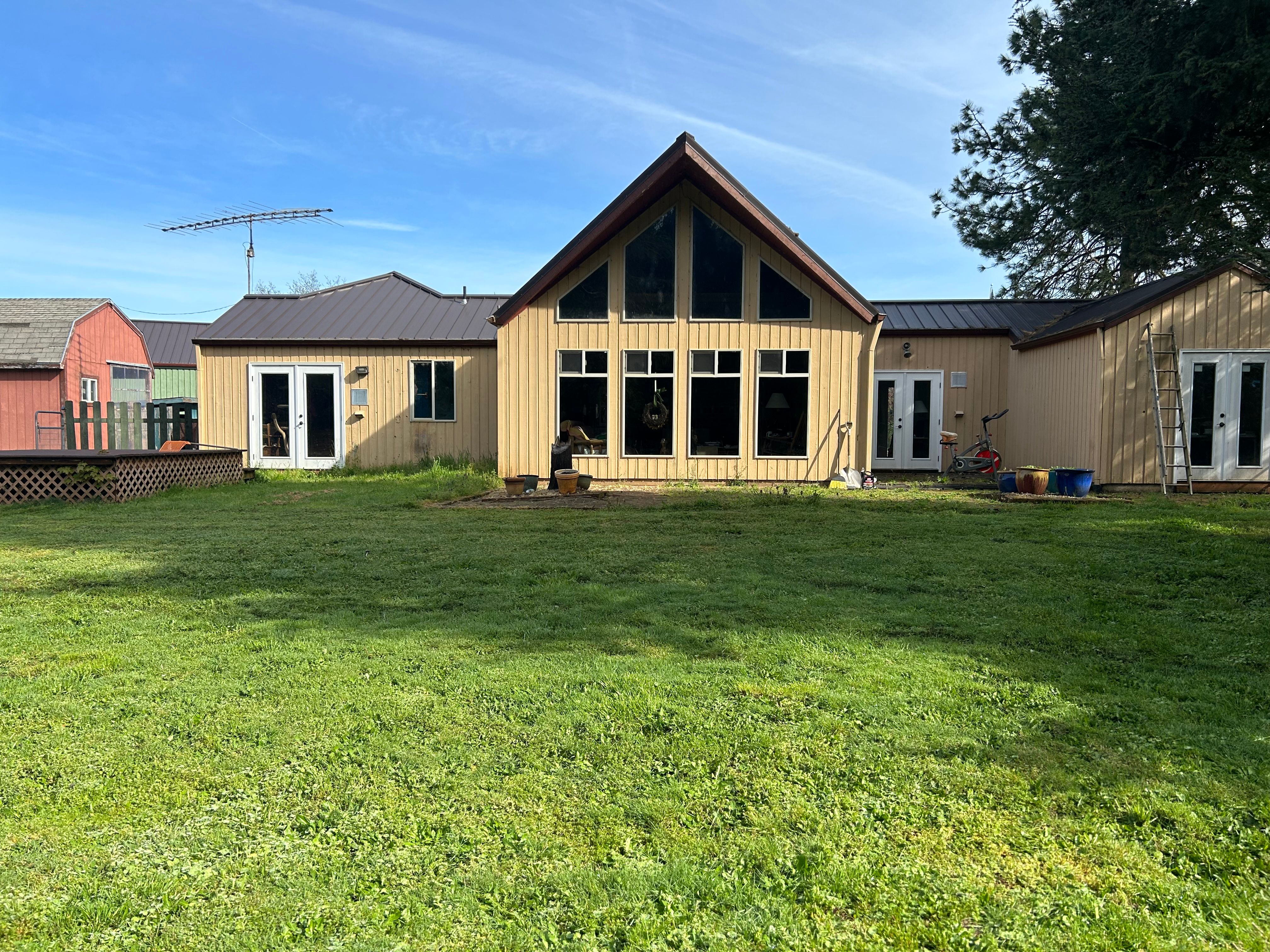 Good Before and After for Great Paint and Renovate LLC in Lebanon, OR