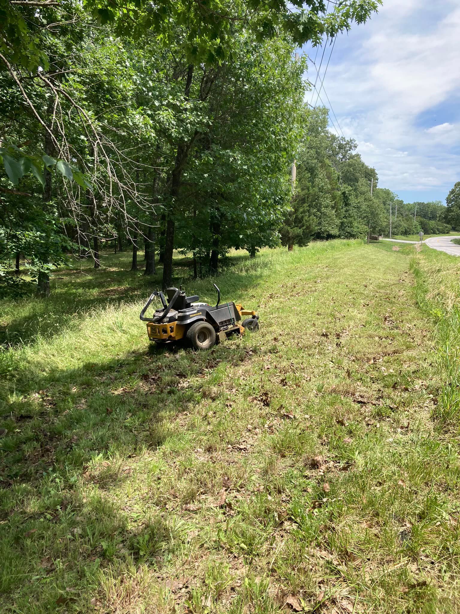 Lawn Care for G&K Landscaping in Hillsboro, MO