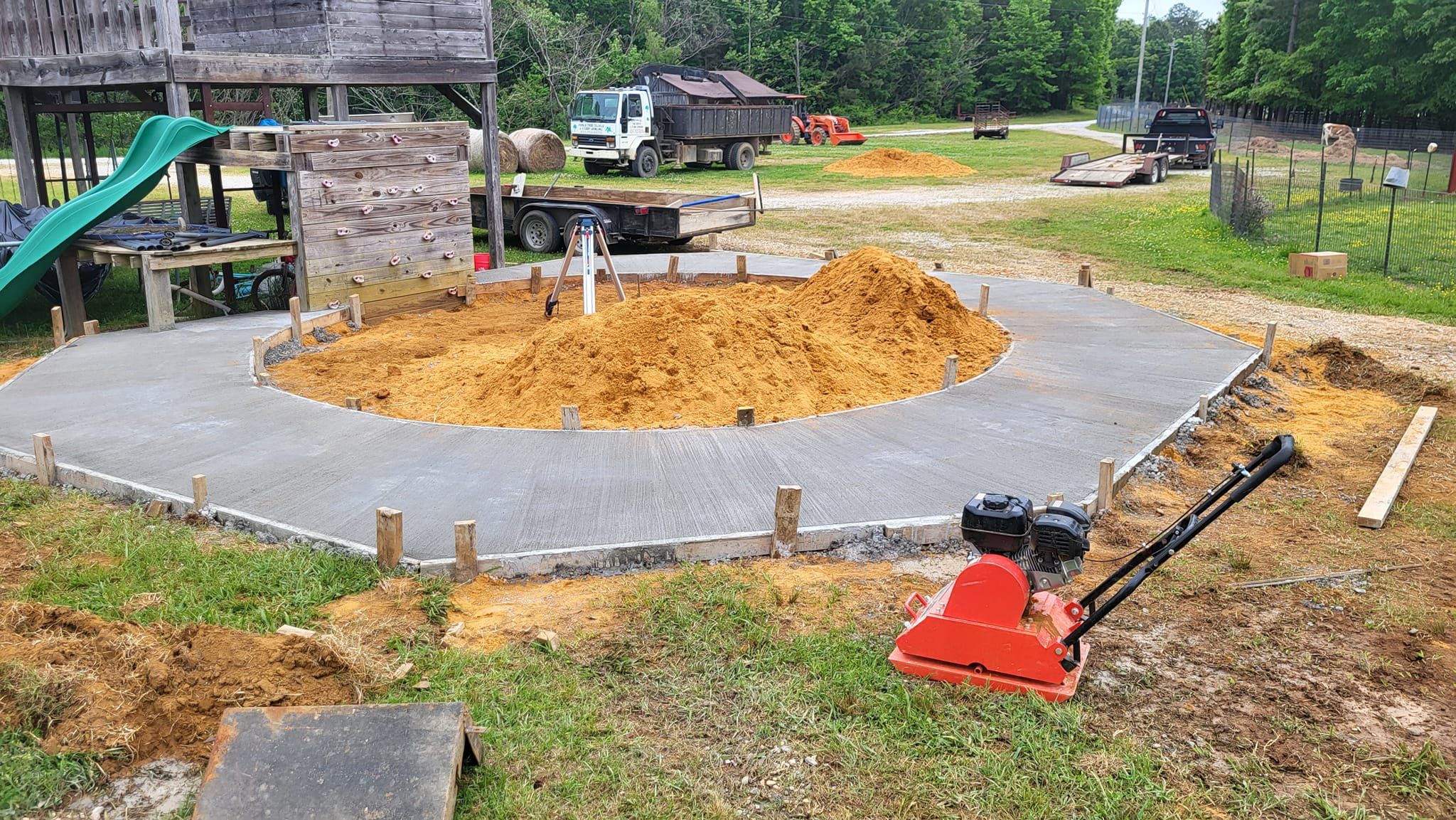  for Huerta's Concrete Finishing in Pontotoc, MS