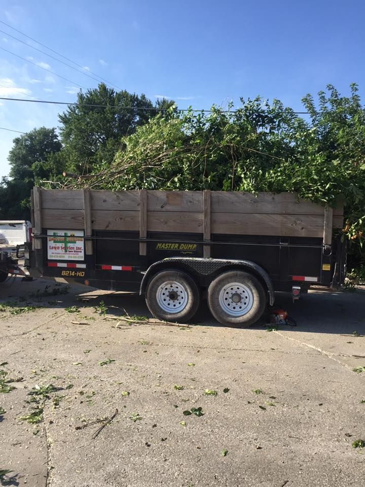  for Barron and Son's 4 Season Lawn Service in Saint Joseph, MO