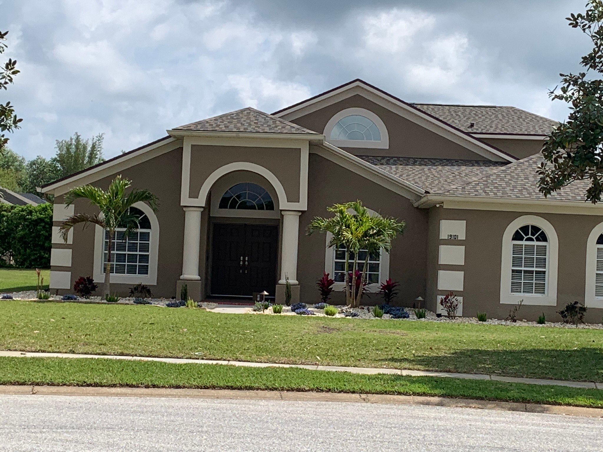 Landscaping for Affordable Property Preservation Services in Tampa, Florida