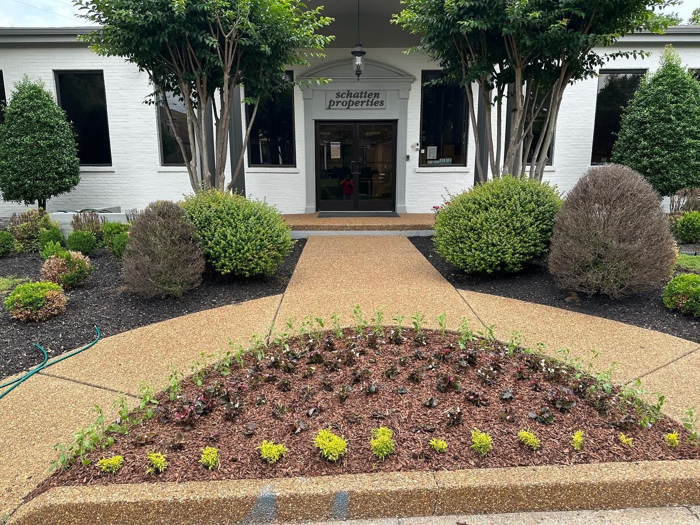  for The Right Price Right Choice Lawn Care Services in Murfreesboro, TN