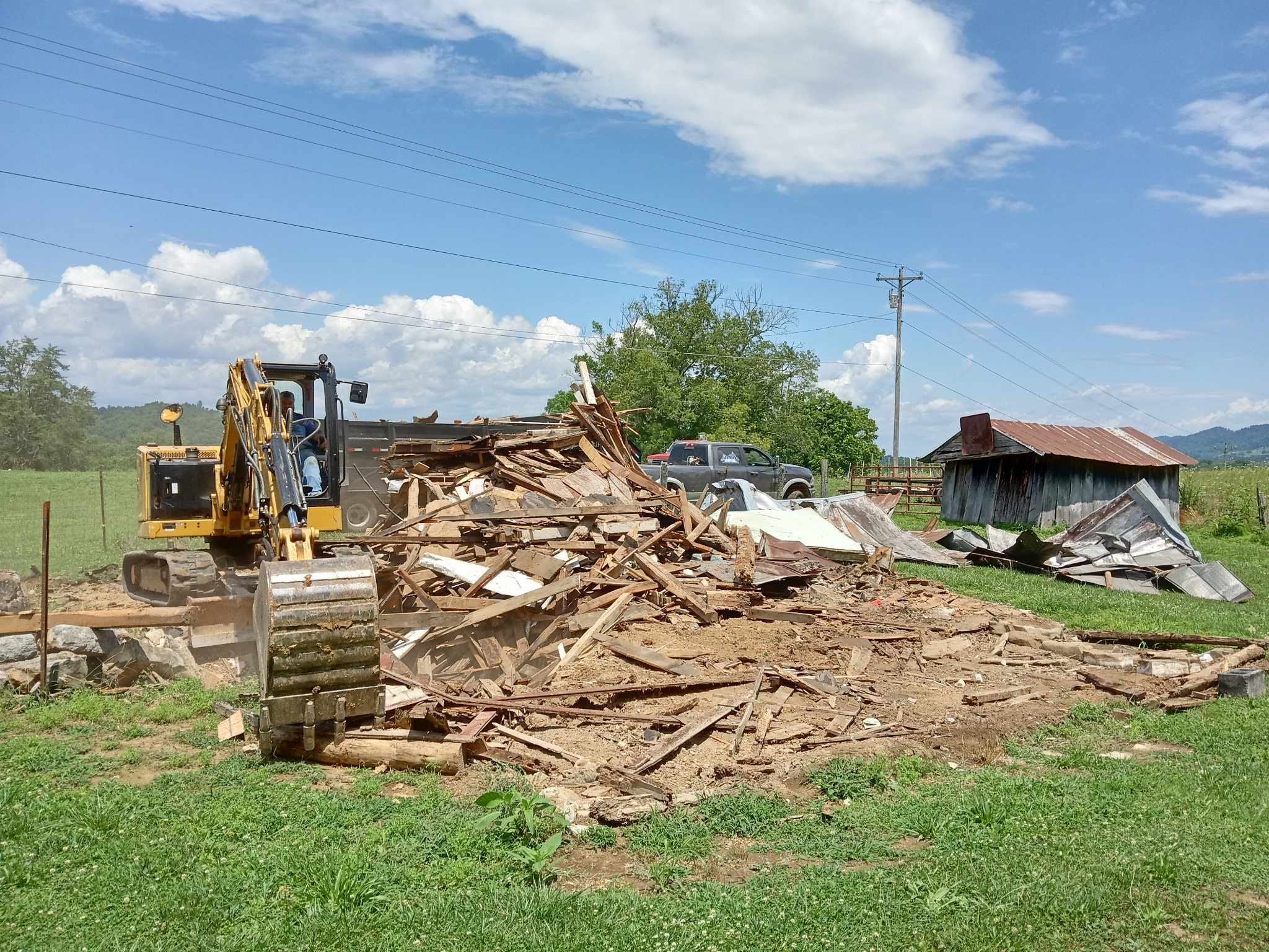  for Walker Excavation in Tazewell, TN