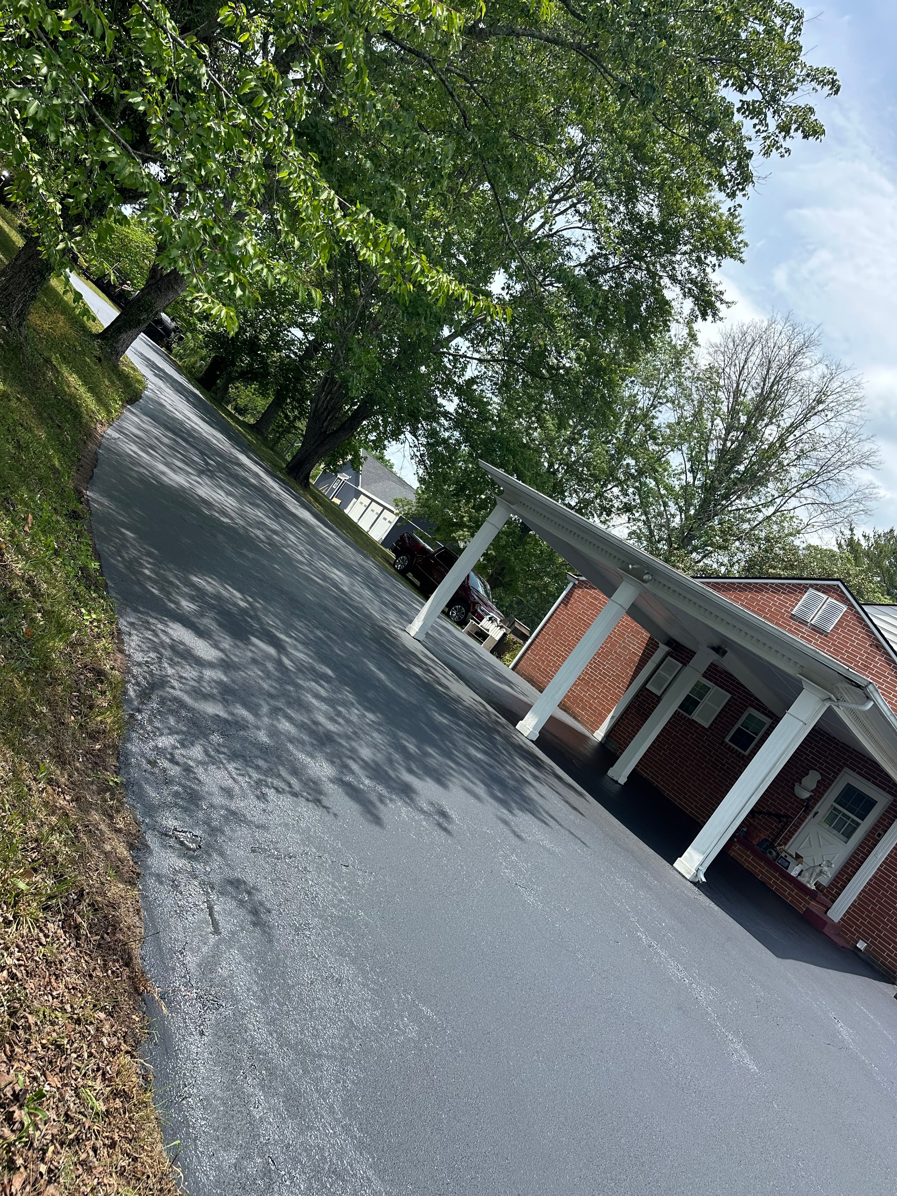  for Metzler Paving and Sealcoating LLC in Jacksboro, TN