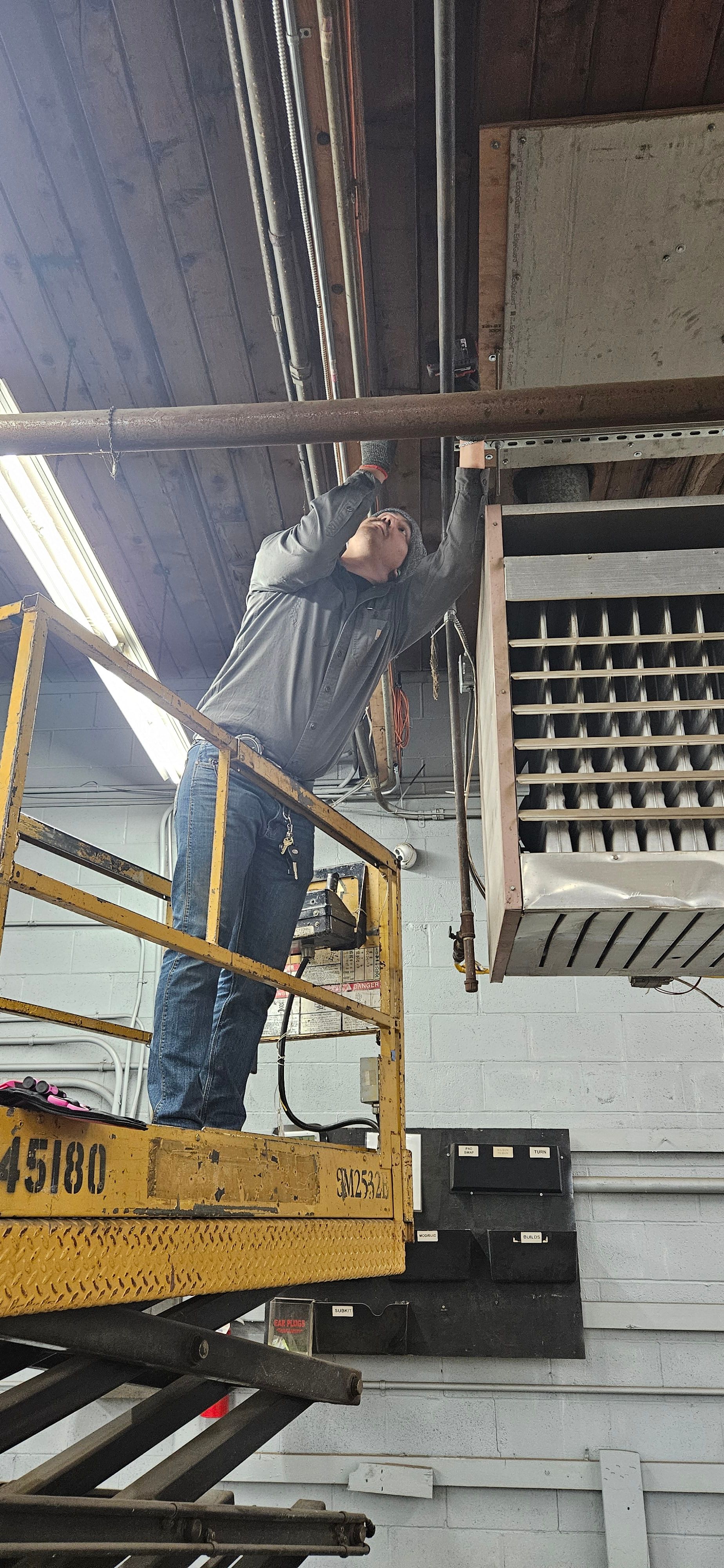 All Photos for Mid-Mountain Maintenance in Bonney Lake, WA