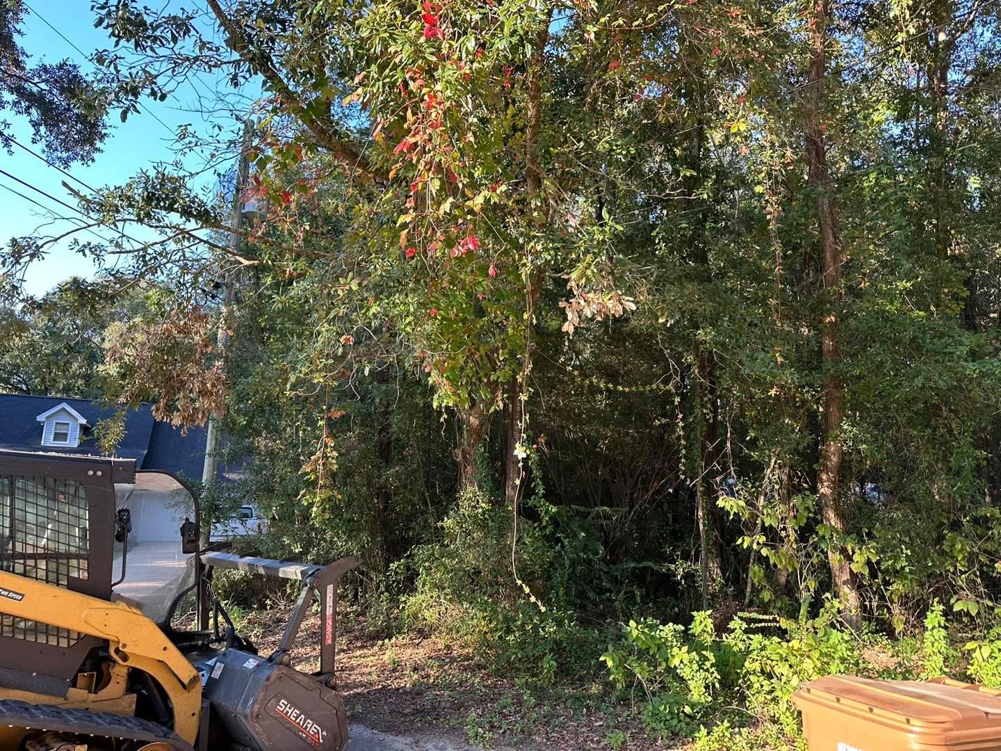  for White’s Land Maintenance in Milton,, FL