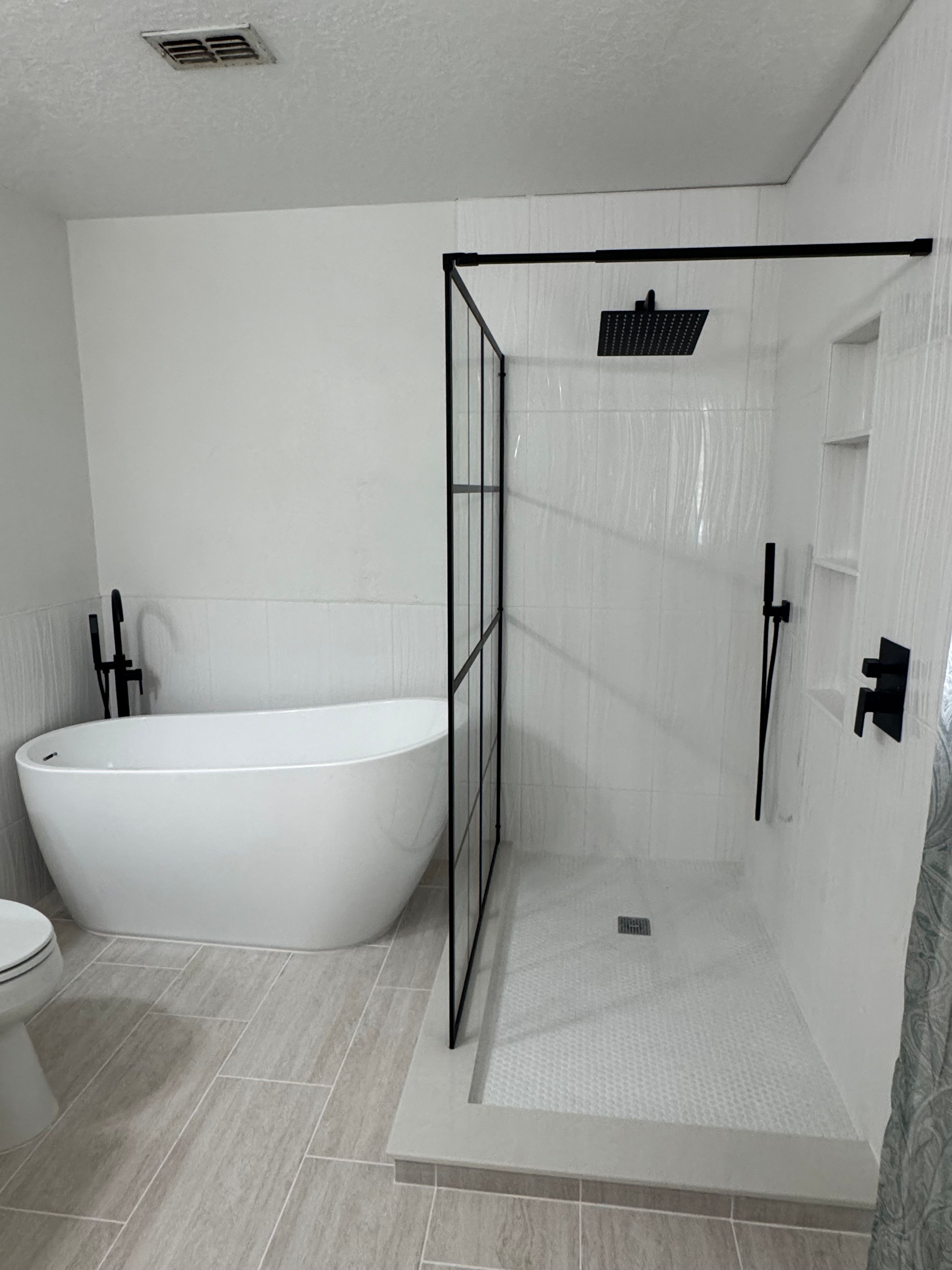 All Photos for Hoerber’s Elite Floors in Davenport, FL