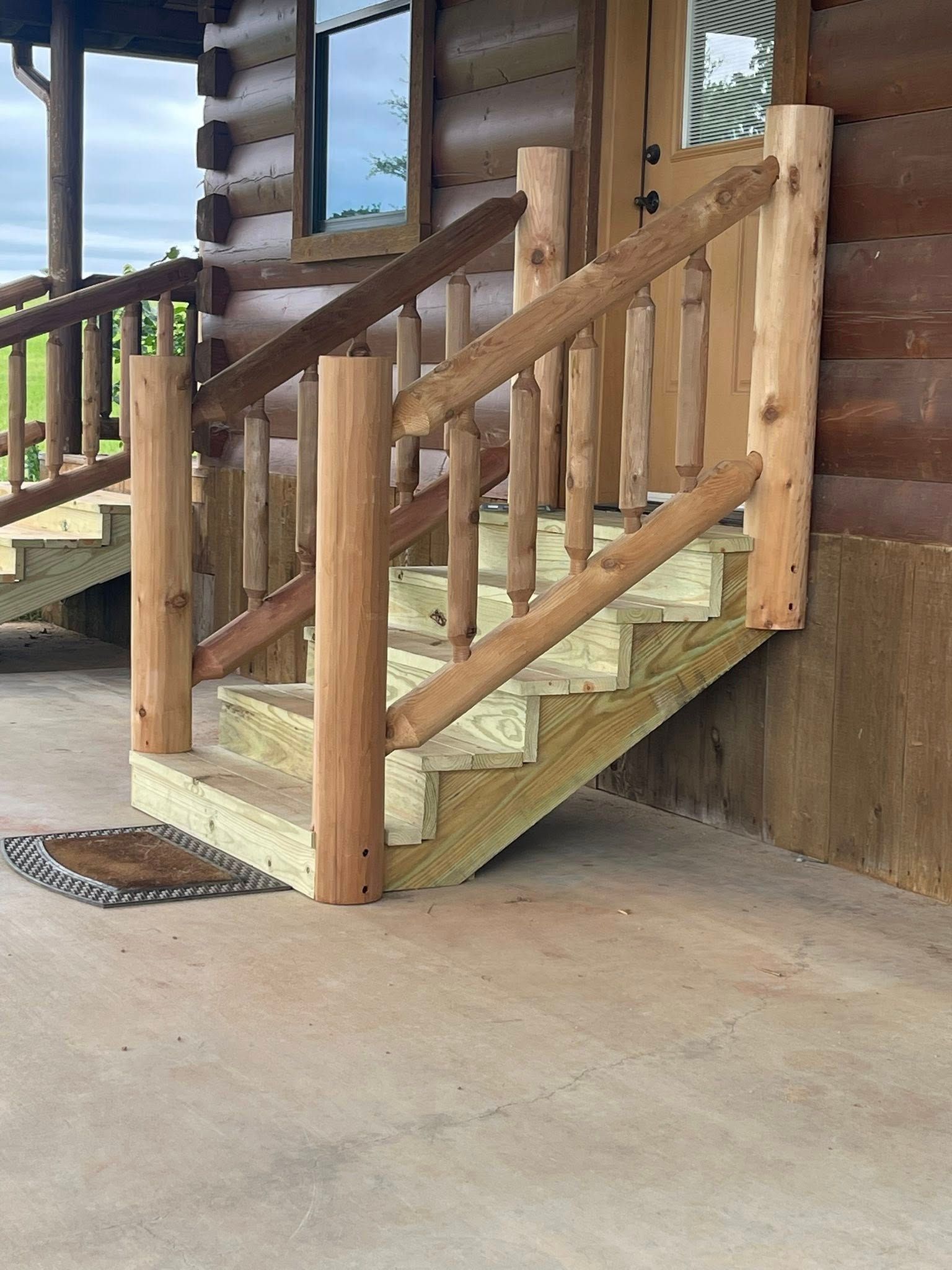  for Moss Construction in Longview, TX