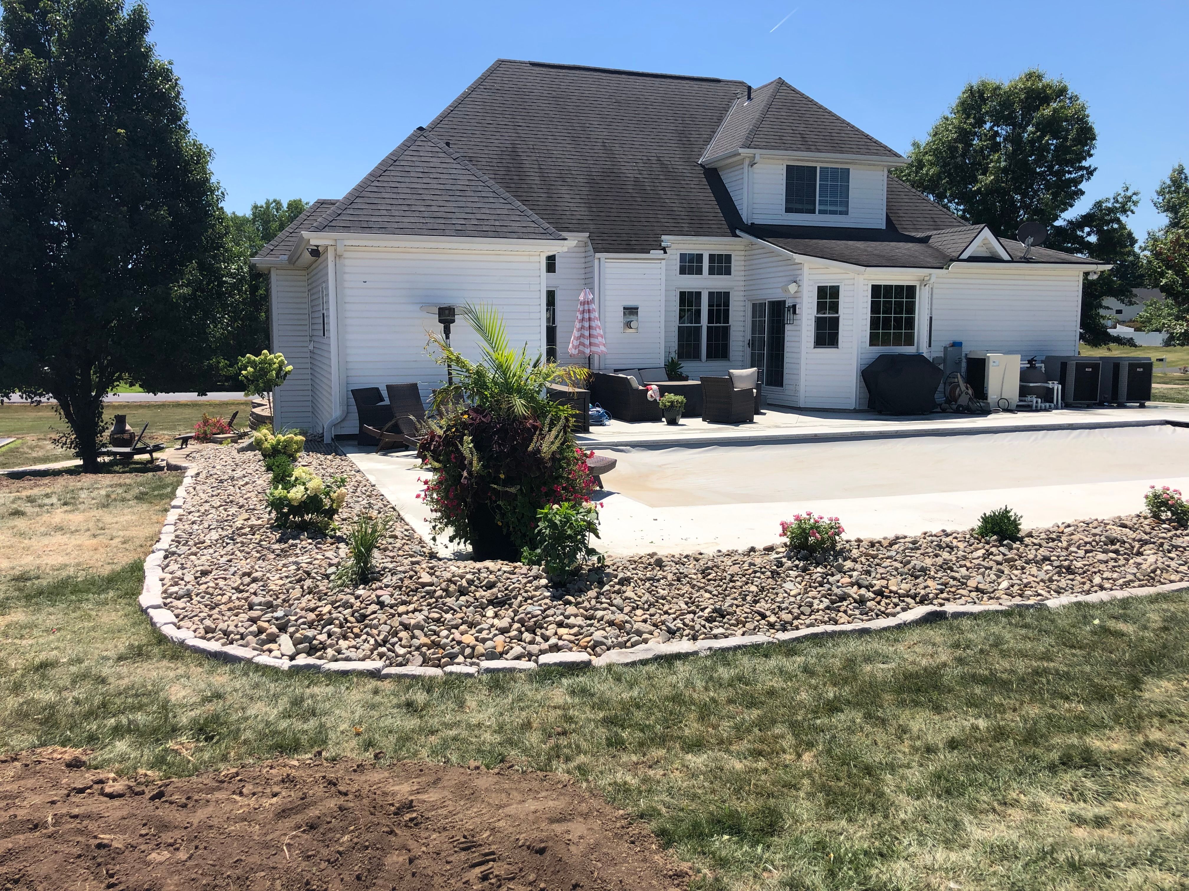  for Thomas' Lawn Care in Maryville, MO