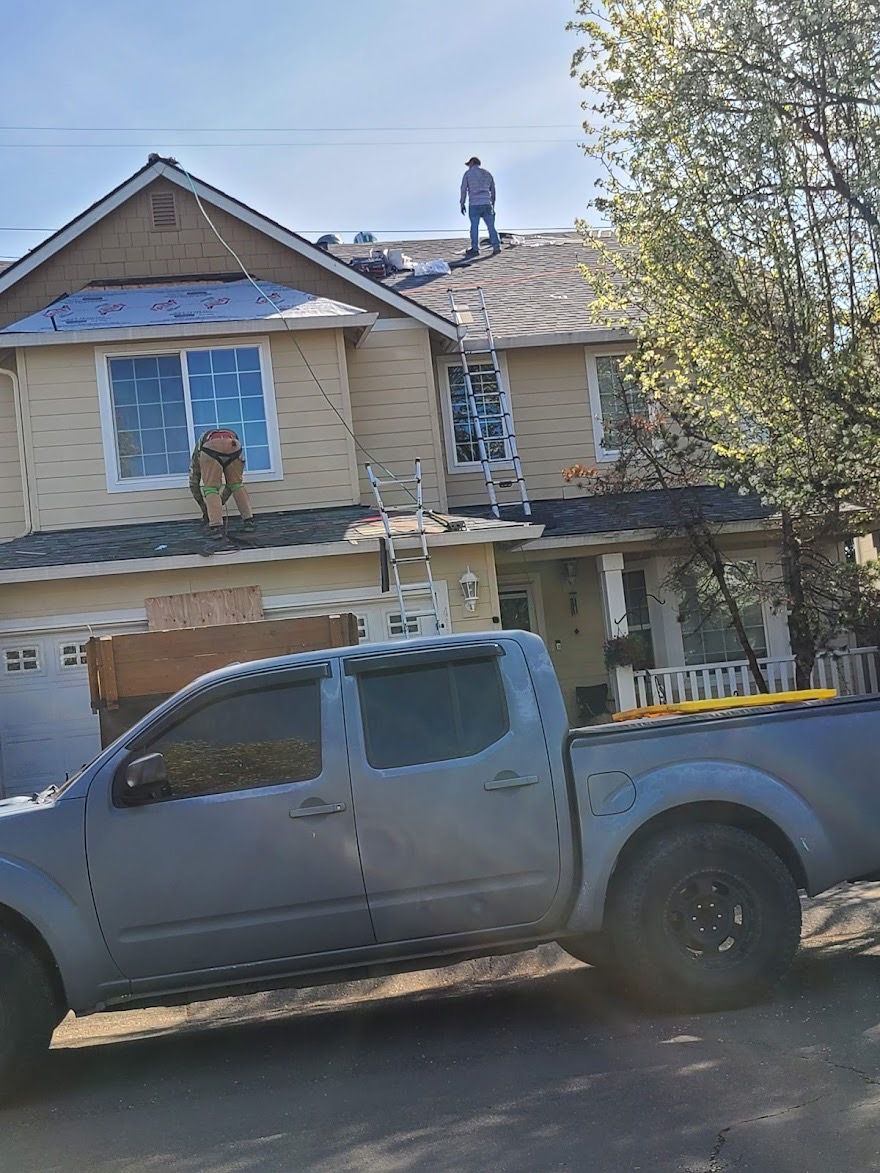  for Rosas Pro Roof, LLC in Vancouver, WA