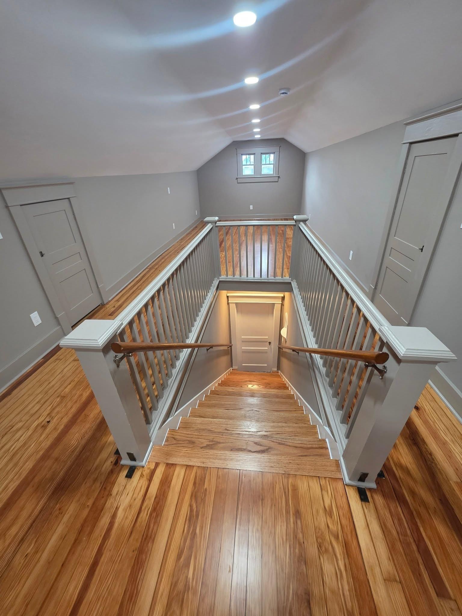  for Comptons Painting LLC in Smyrna, TN