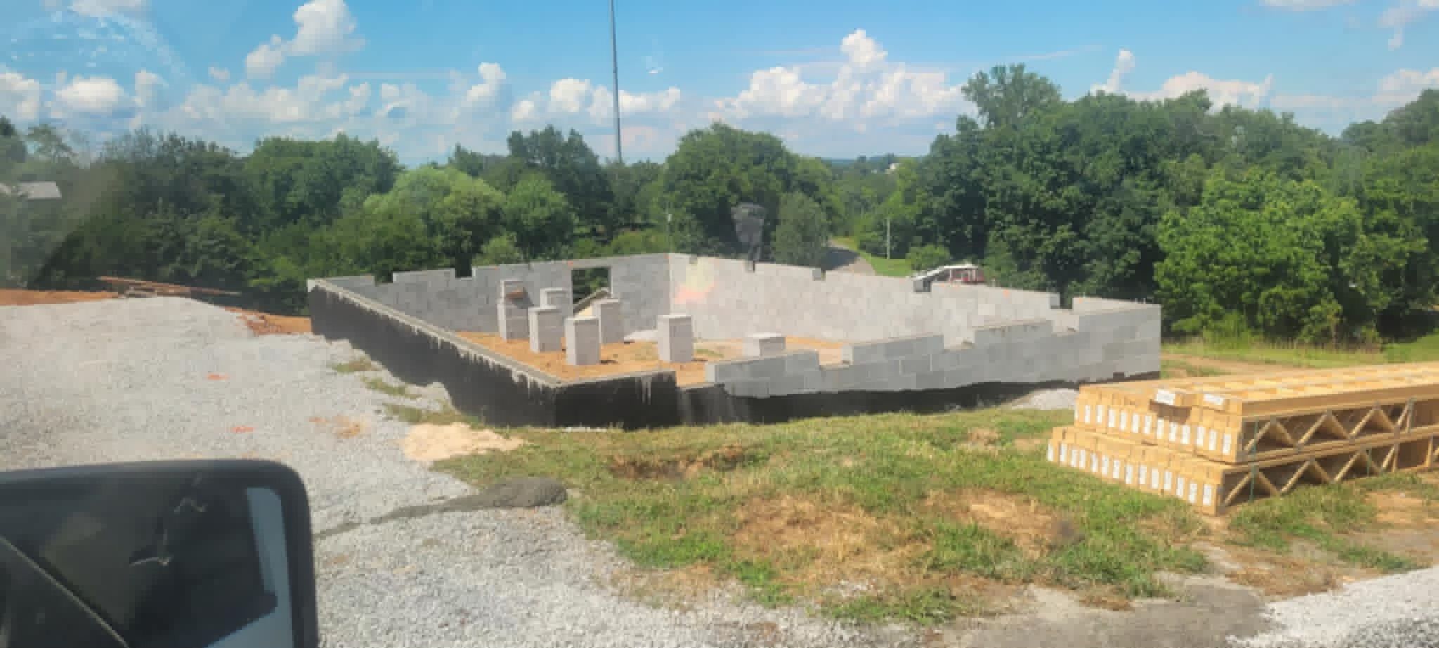  for Williams Concrete Pumping in Knoxville, Tennessee