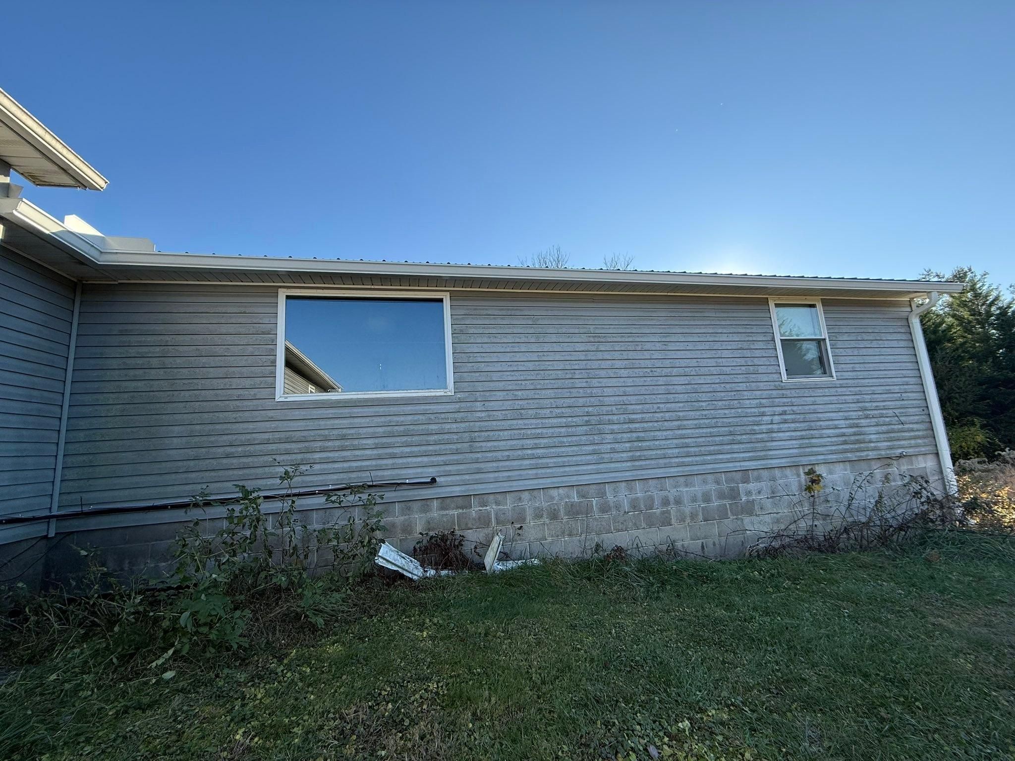  for Top Hand Roofing and Gutter in Pomeroy, OH