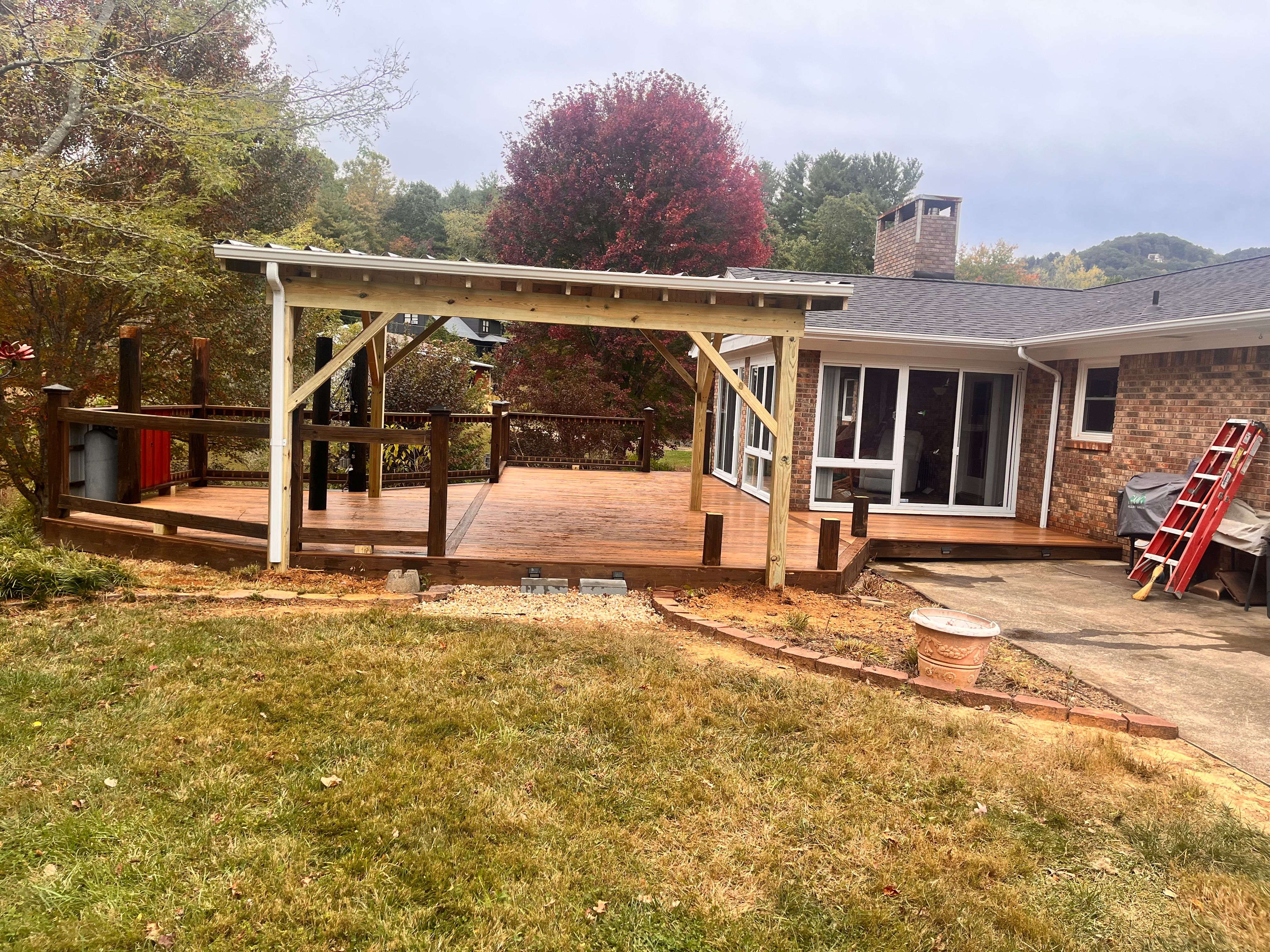  for Karnezis Construction in Candler, NC