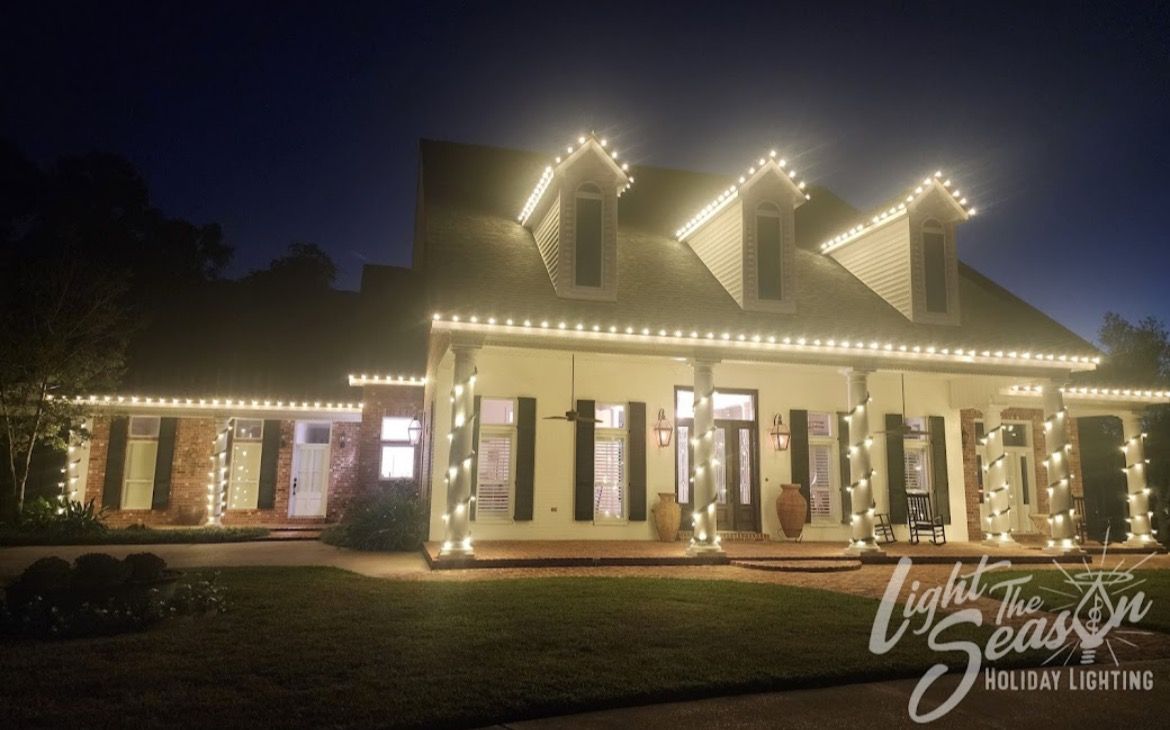 Christmas Lights Installation for Light The Season in Lafayette Parish,  LA