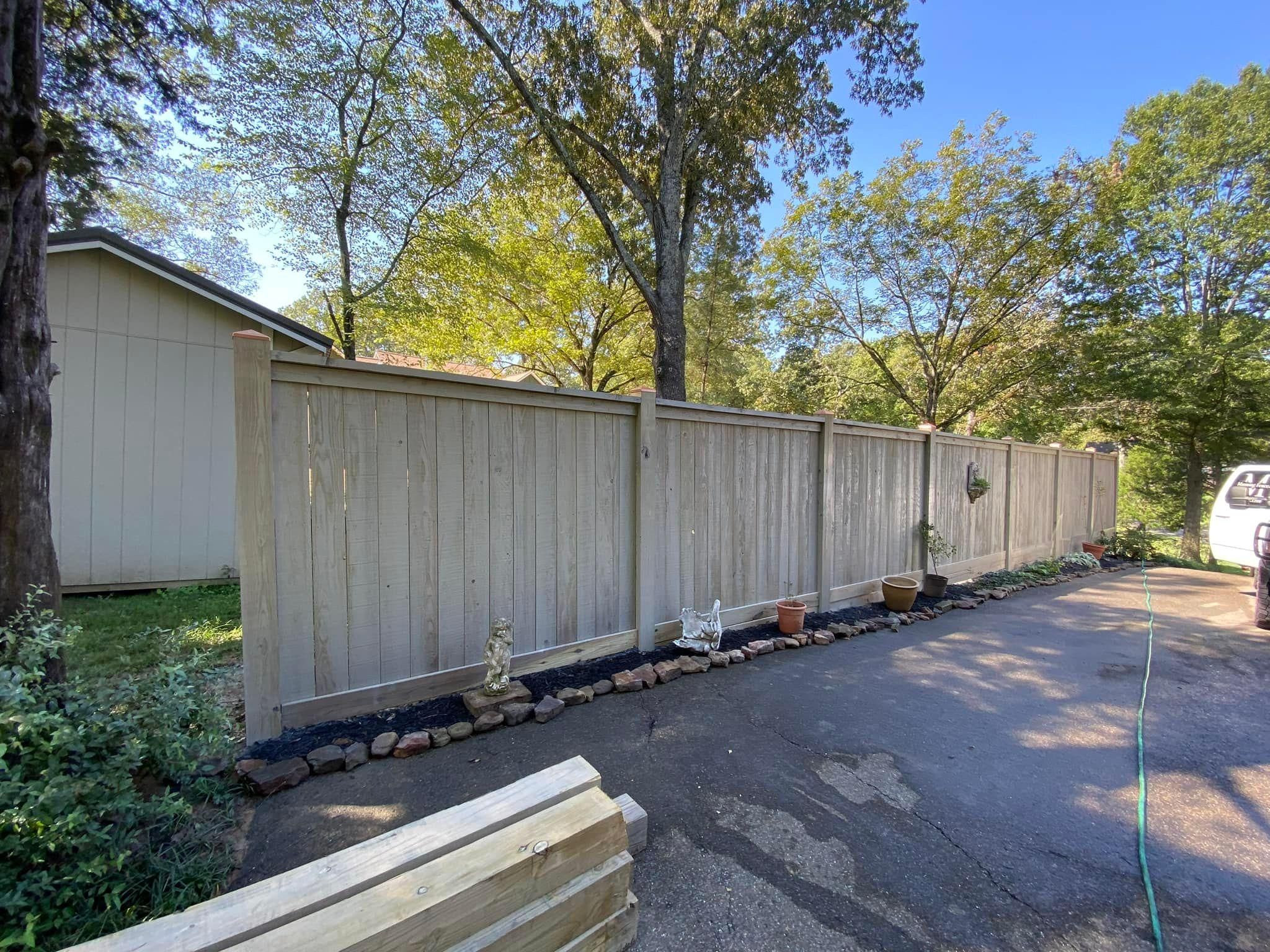  for Manning Fence, LLC in Hernando, MS