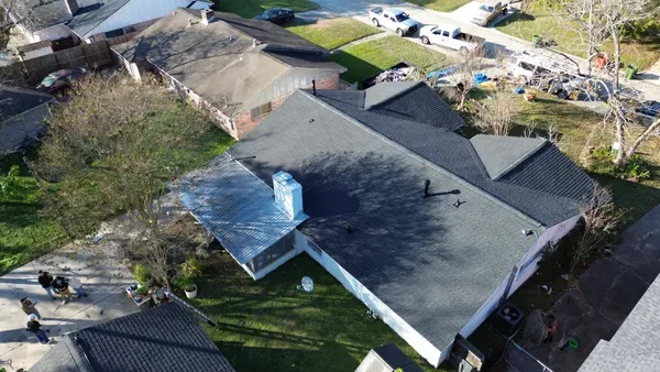 for E & E Roofing & Exteriors LLC in Baytown, TX