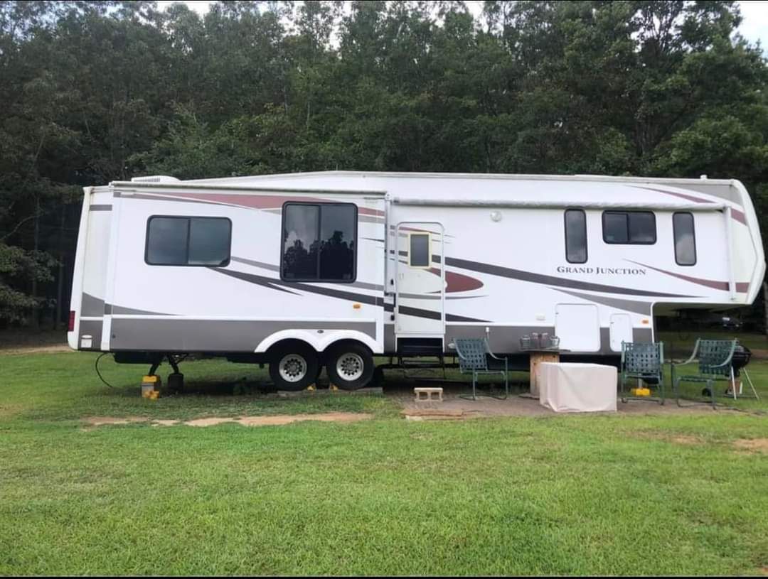  for Paradise RV Rentals in Perry, GA