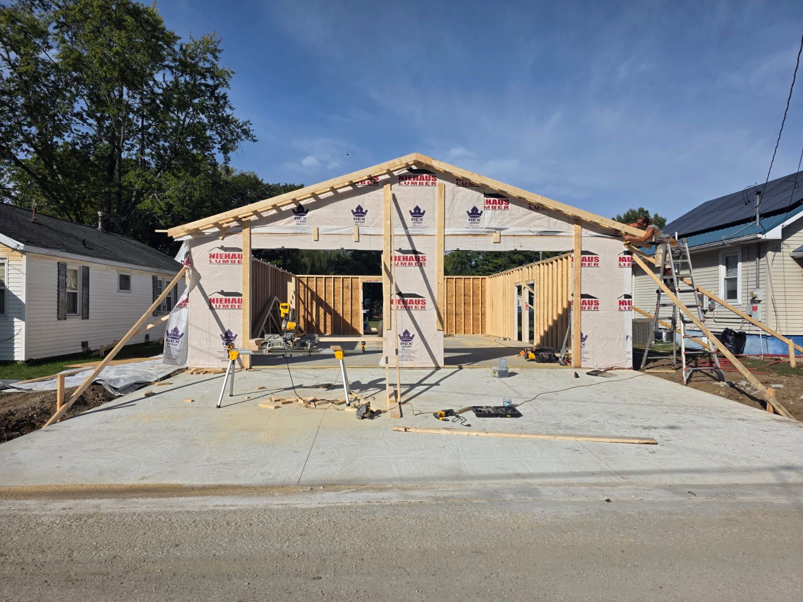  for 618 Construction  in Kell, IL