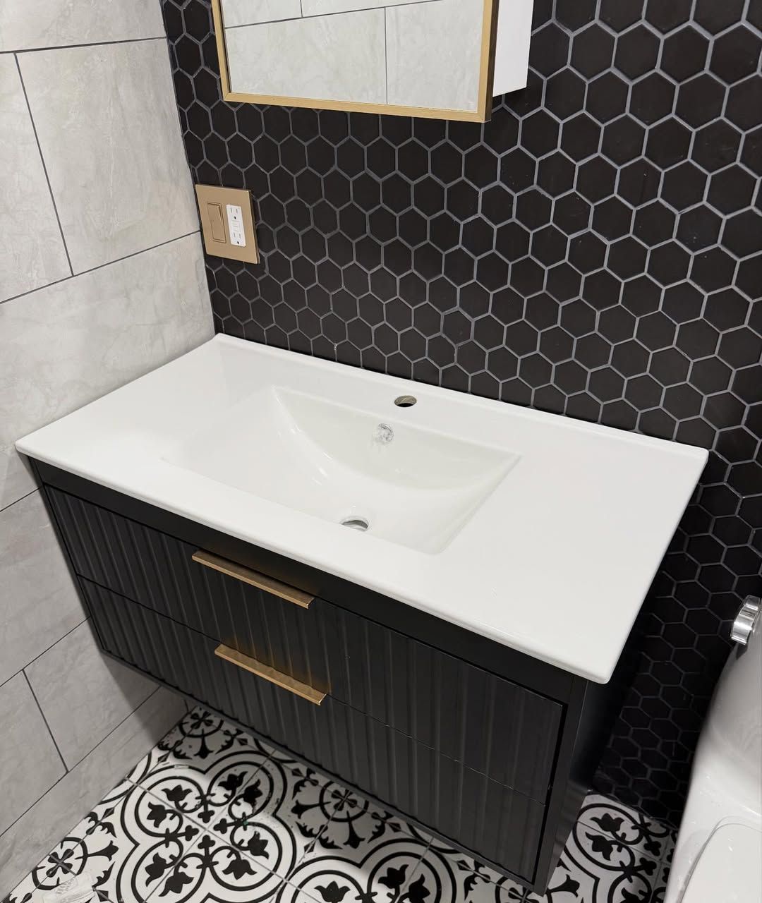  for Elite Kitchens and Bath in Freeport, NY