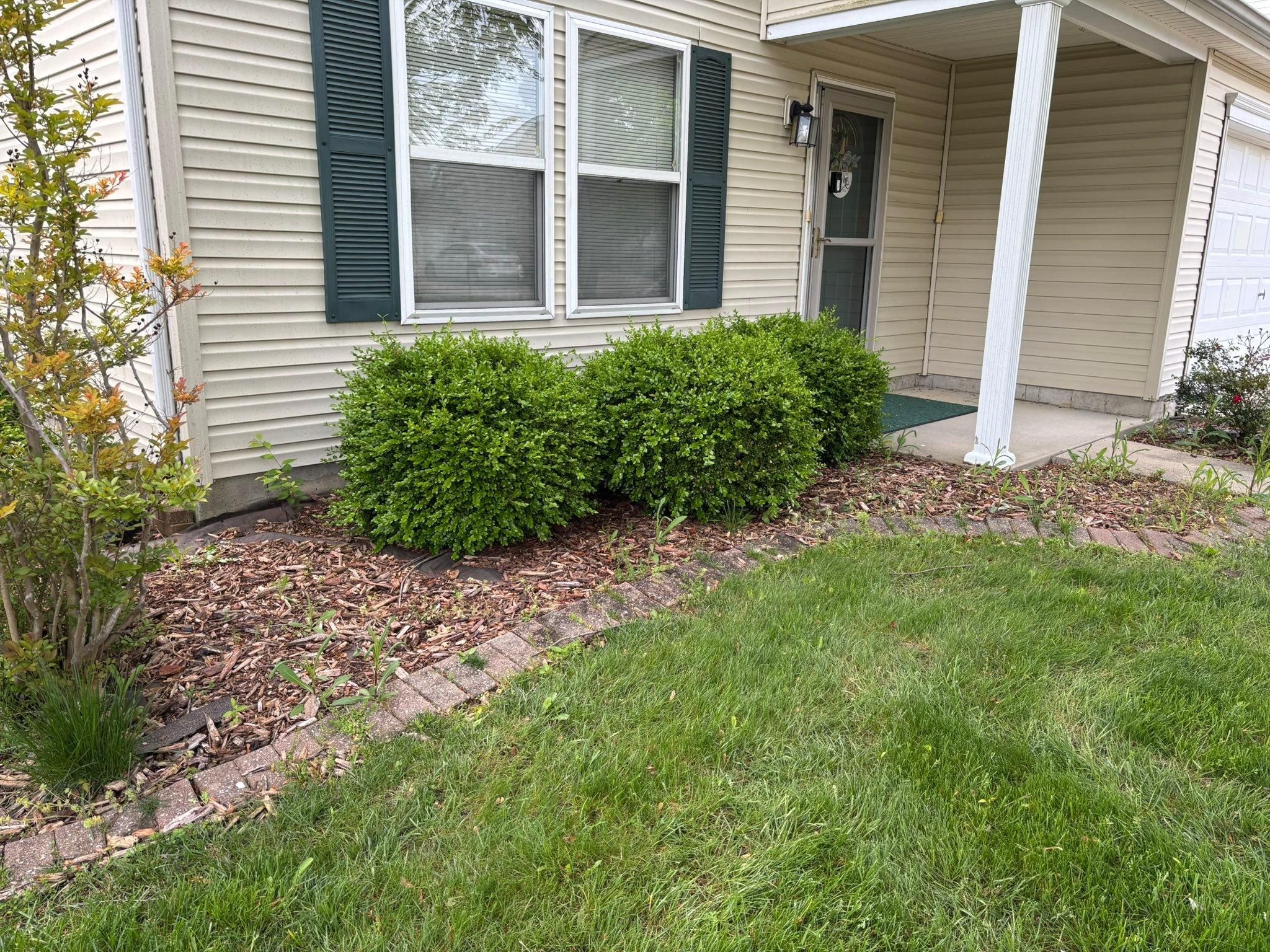  for Andrew's Lawn Service LLC in Lebanon, IL