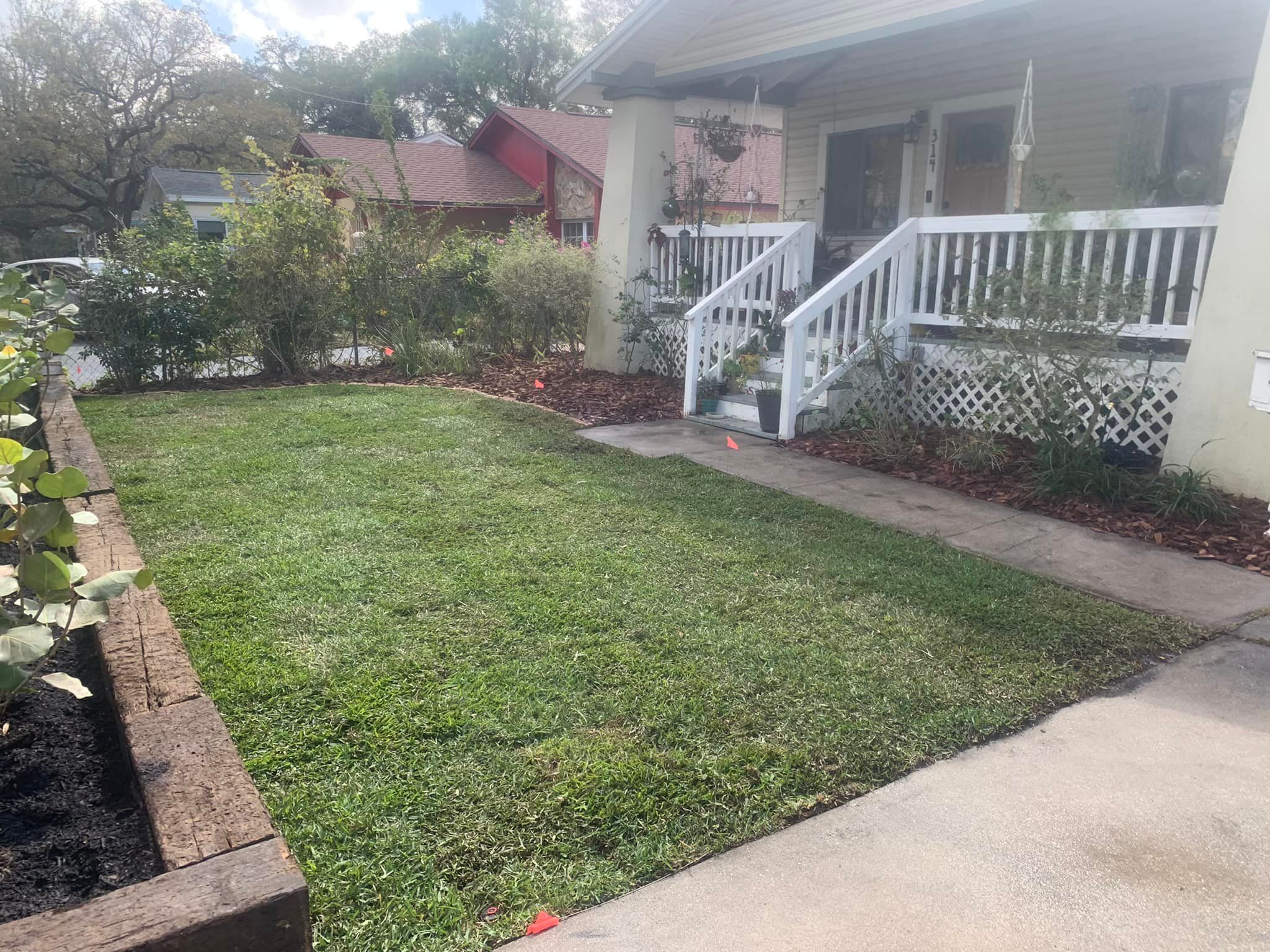 Lawn Care for Affordable Property Preservation Services in Tampa, Florida