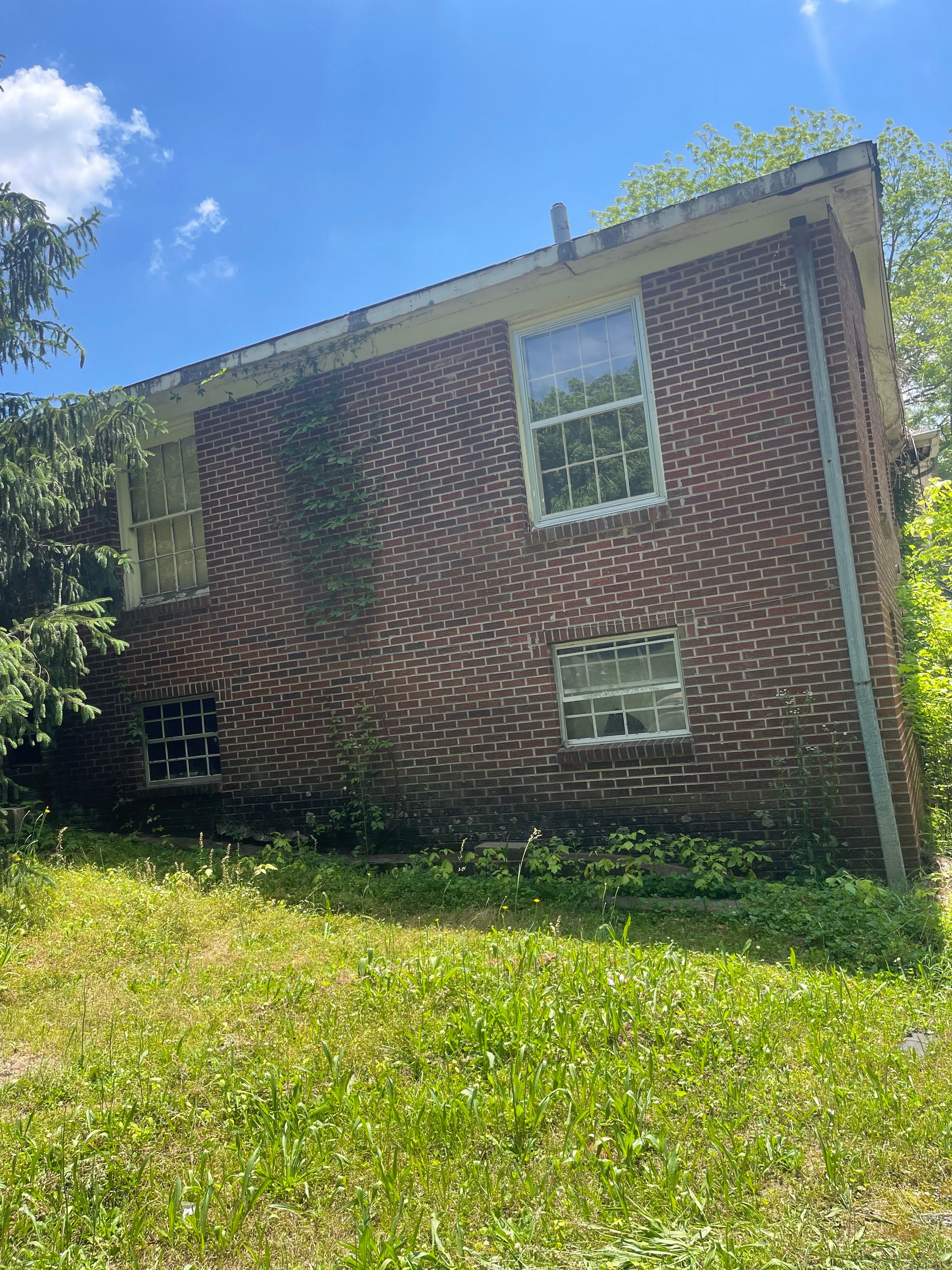  for Maness Trucking & Excavation in Lexington, TN