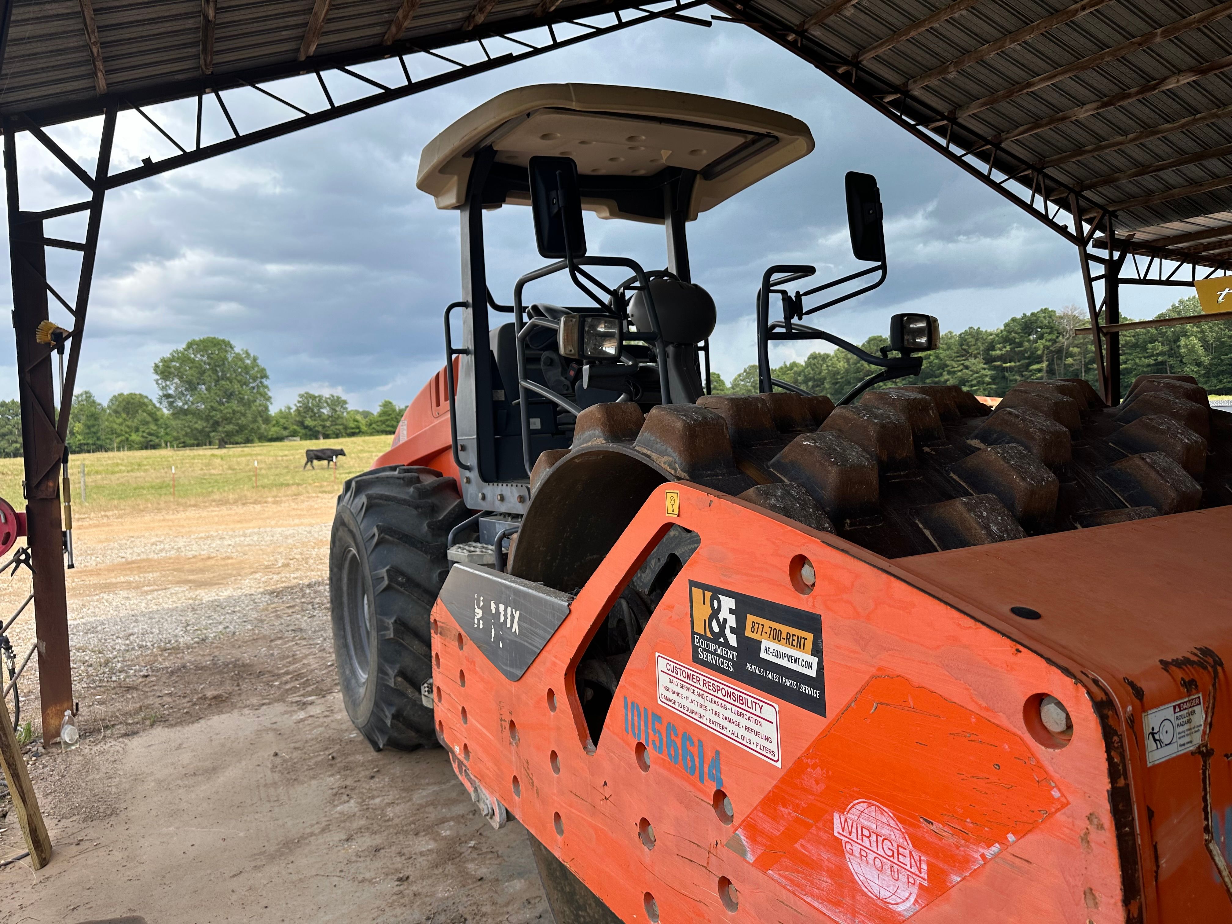 Rental Equipment  for JUSTIN JACQUES LLC DBA DOUBLE J EXCAVATION in Nashville, AR